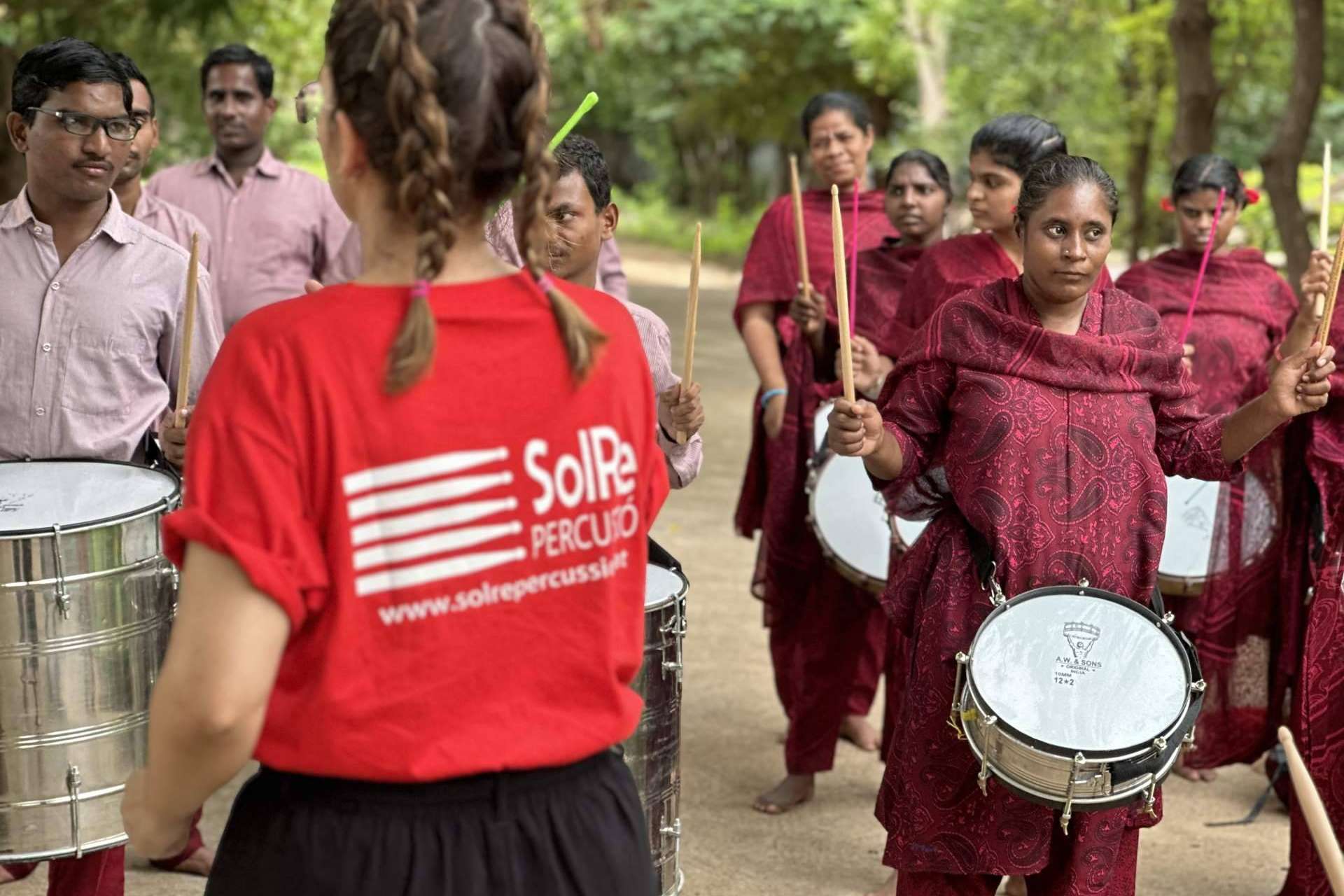 La original idea de SolRe Percussió para hacer team building, batucada
