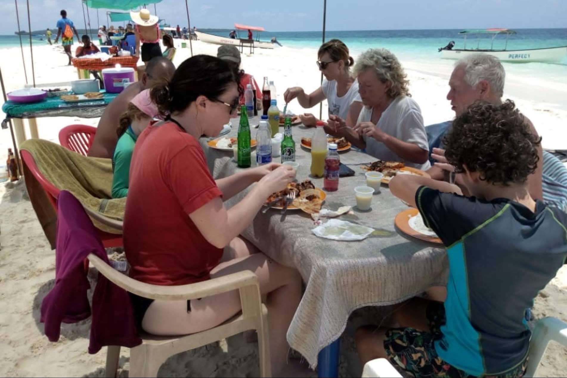 Safaris en Tanzania; explorar la naturaleza y cultura con Kobe Tours y Safaris
