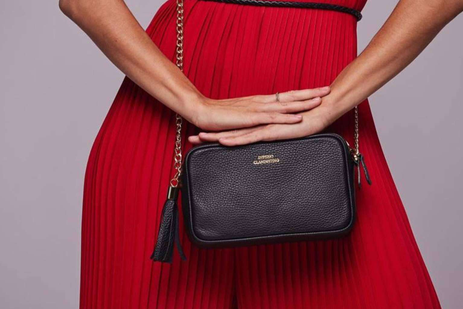 Sale al mercado la nueva colección de bolsos de Imperio Clandestino al Gran Plaza 2 de Majadahonda