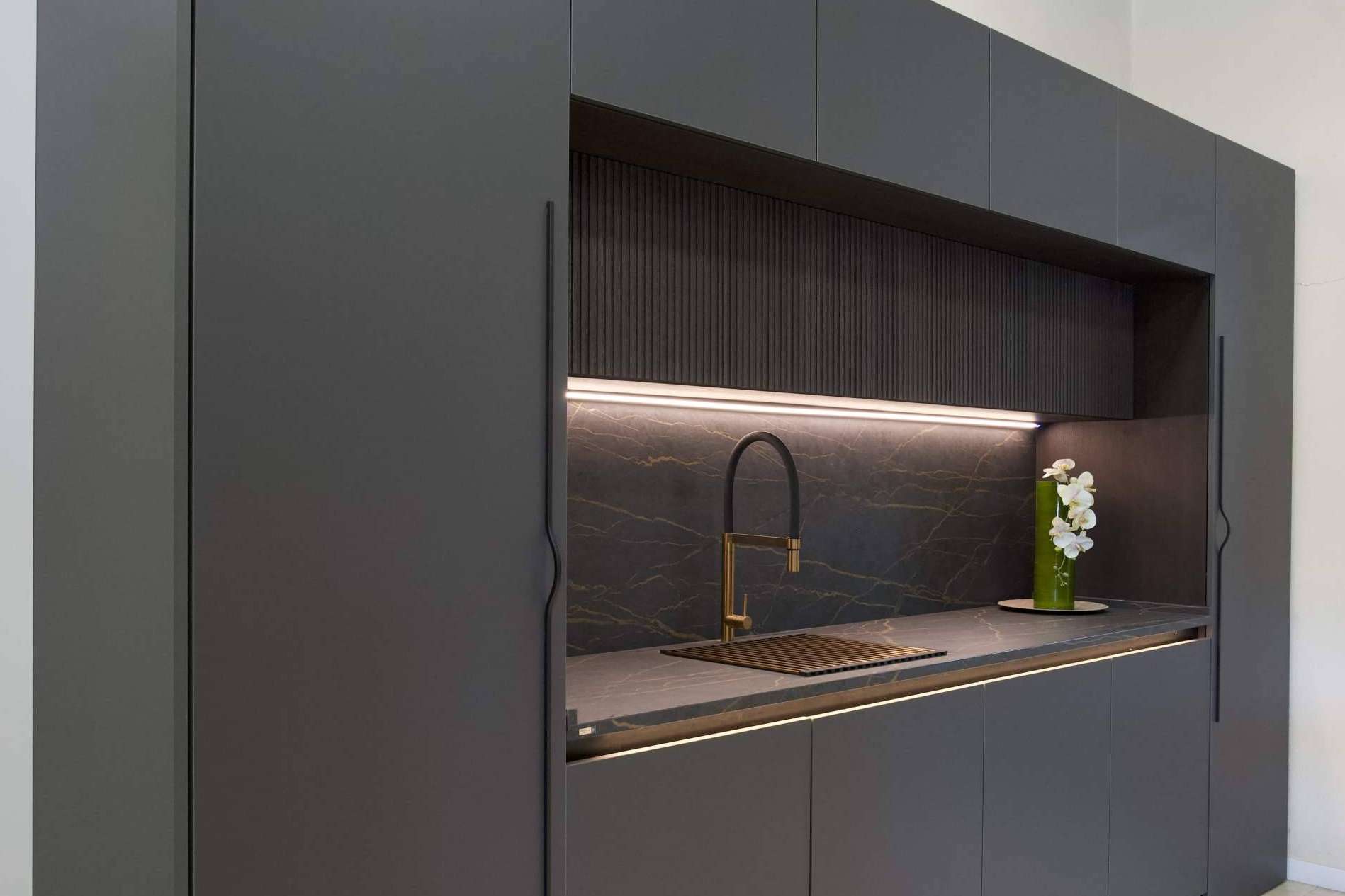 Fabricación de encimeras de cocina de madera, de la mano de Maderas Gámez