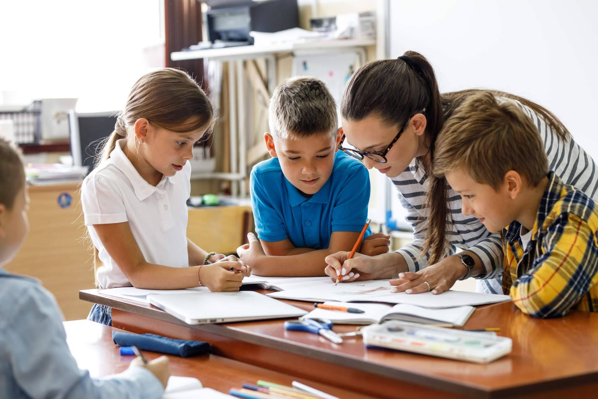 ¿Por qué en Sistema Educativo LAM se prioriza la preparación del docente?