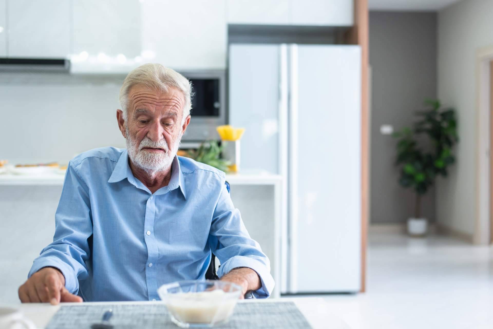 La importancia de prevenir la deficiencia de nutrientes y enfermedades metabólicas en las personas mayores