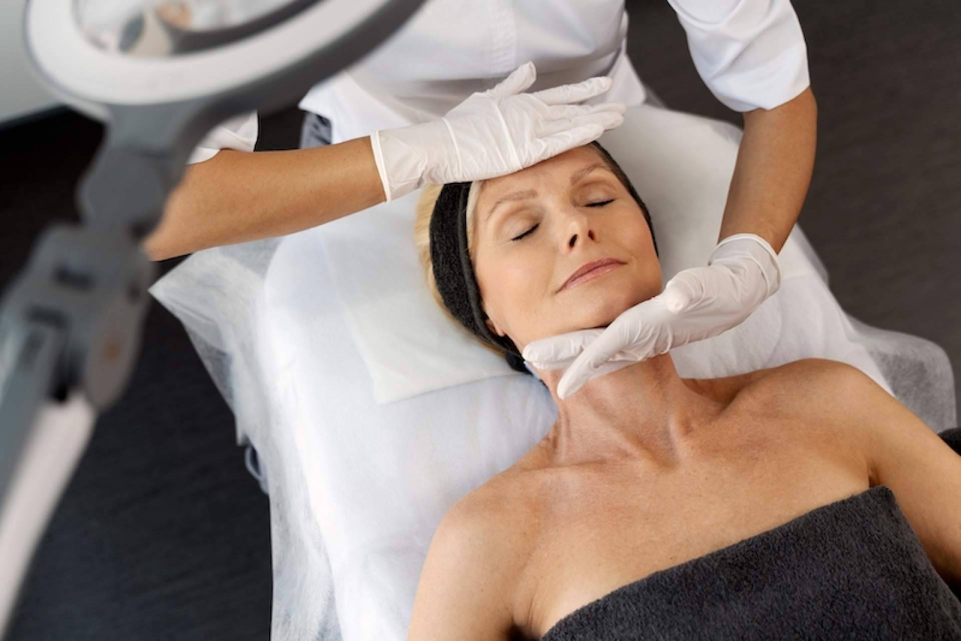 Experiencia única en belleza en Lugo con los profesionales de Clínica Estética Ártica