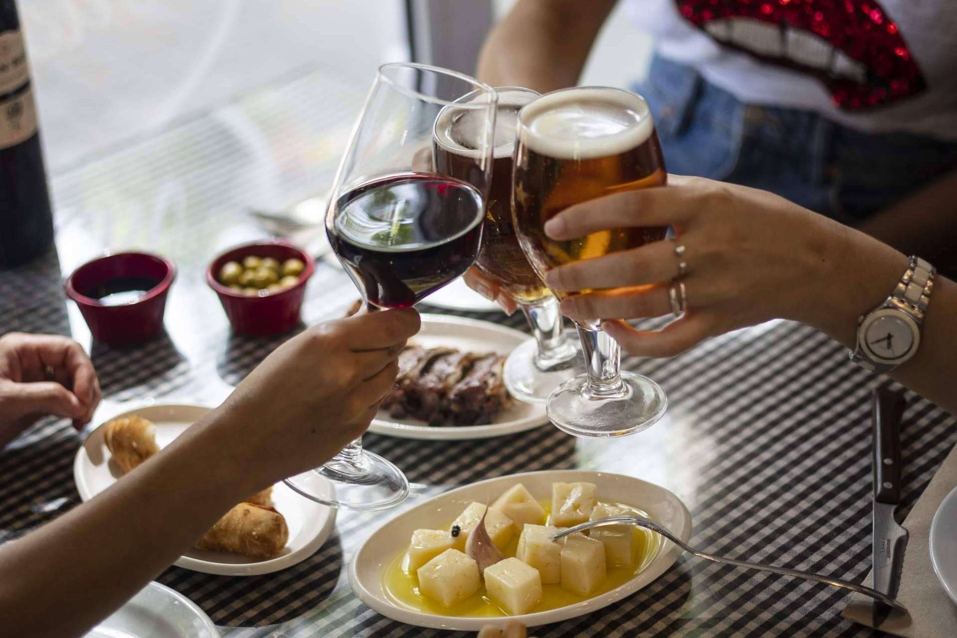 El restaurante Pasa Tapas Barcelona ofrece una propuesta muy interesante para la cena de Navidad