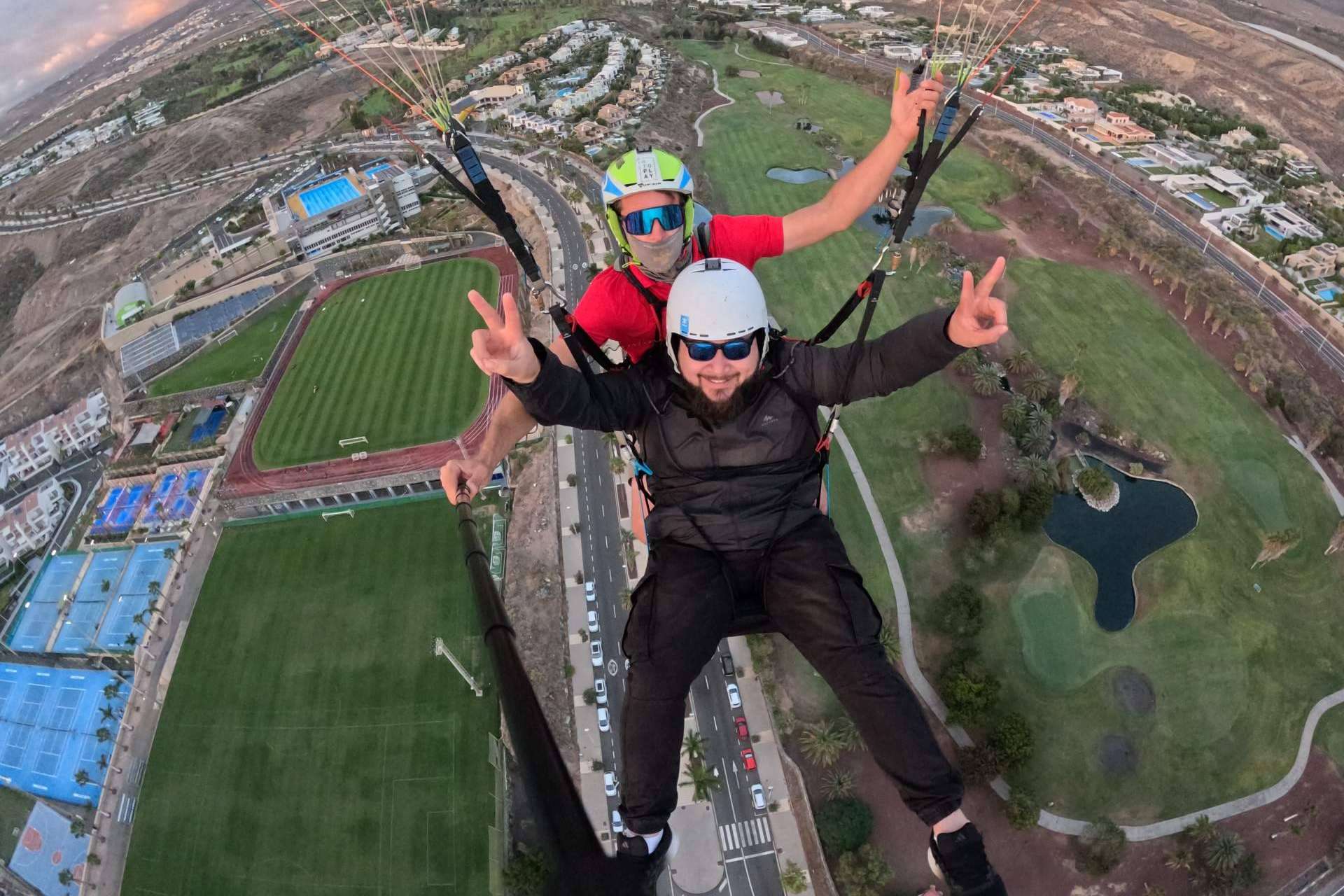 Disfrutar de la experiencia de vuelo en parapente gracias a Tenerfly
