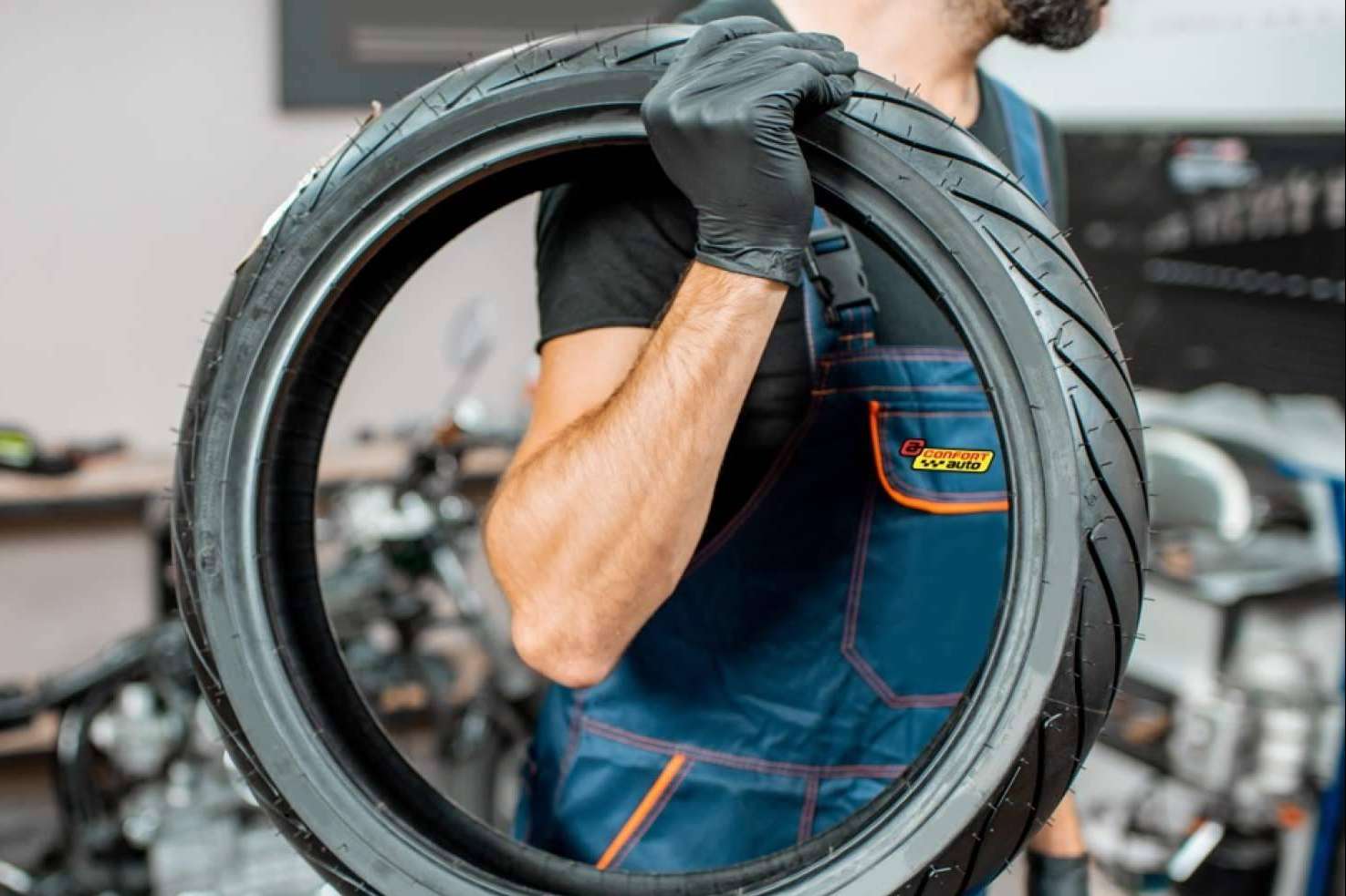 Adquirir neumáticos de moto en Confortauto