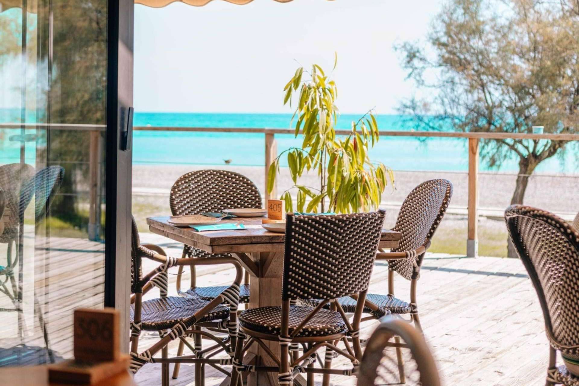 Disfrutar en primera línea de playa de Benicàssim con la gastronomía de PLAYACHICA