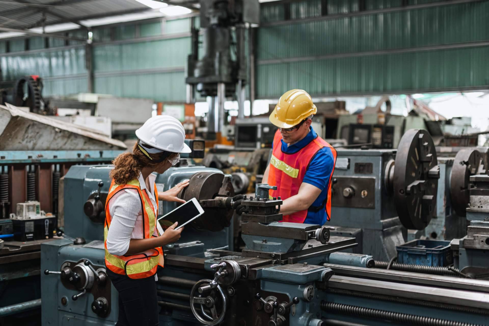 Overtel explica qué es la industria manufacturera