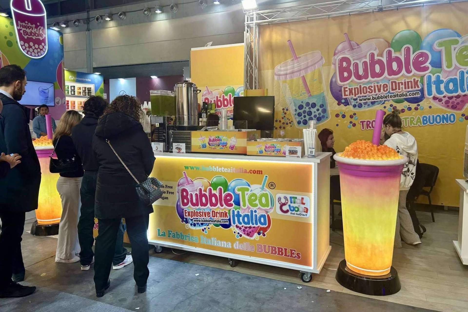 Llooly y su nuevo Córner de Bubble Tea, una explosión de sabores para los amantes del té