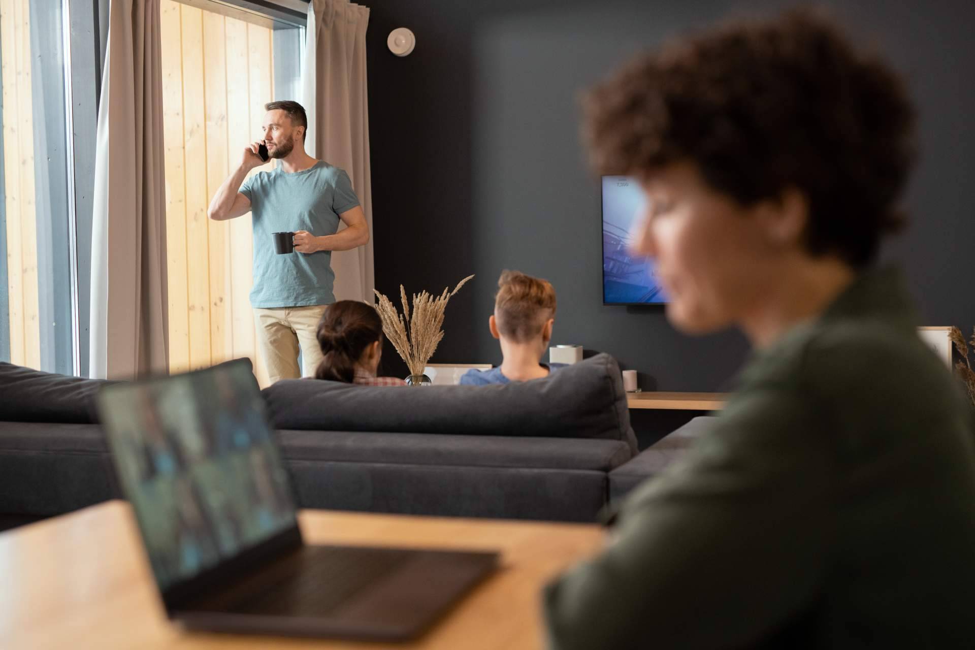 OROC lanza su tarifa móvil OROC ILIMITADA PLUS; datos, llamadas y televisión, todo en uno