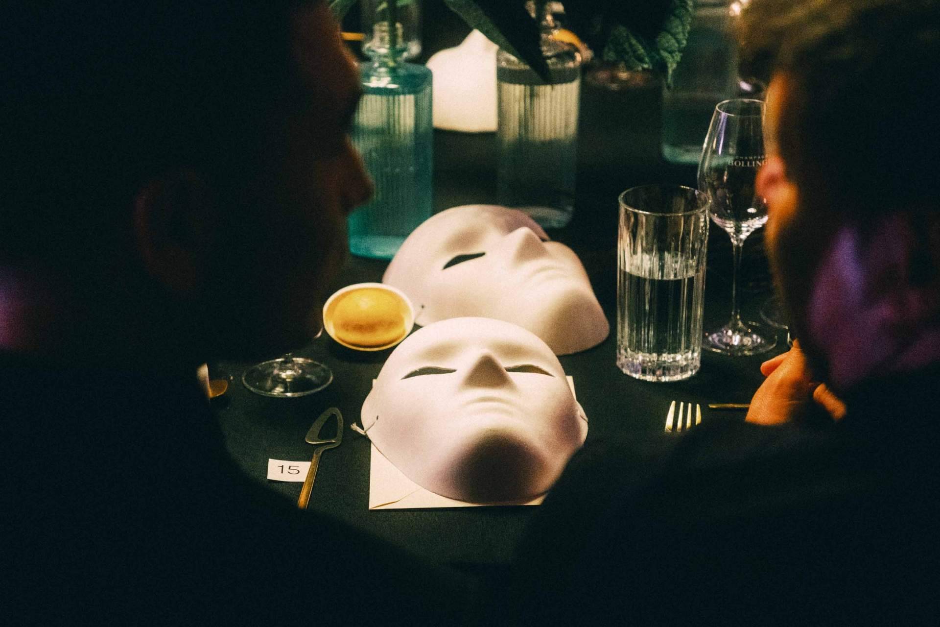 La Última Clandestina. Secta gastronómica de élite revela su primer encuentro culinario