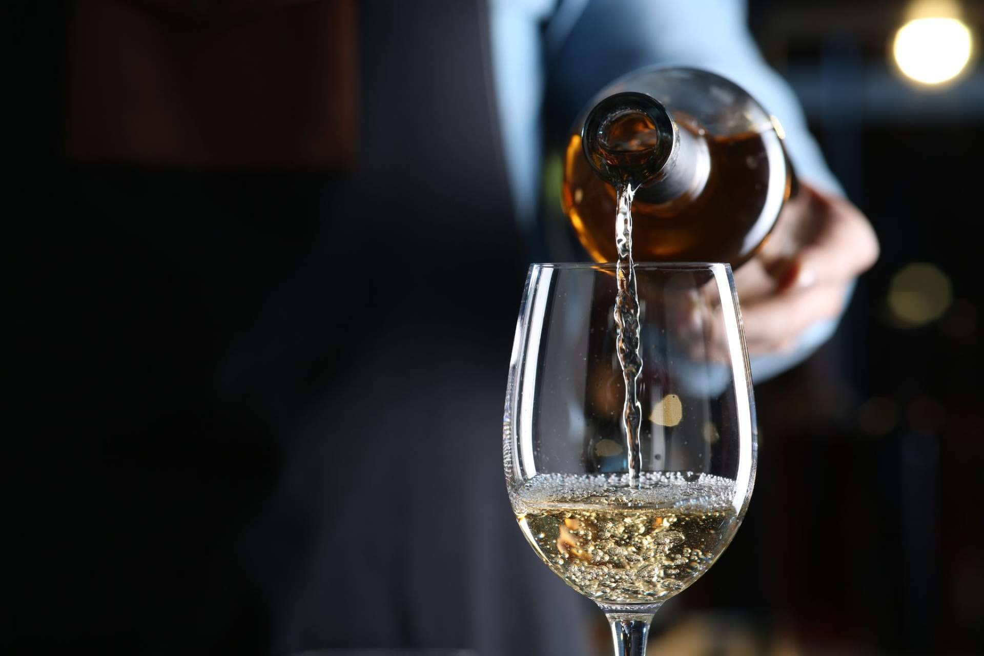 La Tintorería ofrece vinos y champanes muy exclusivos