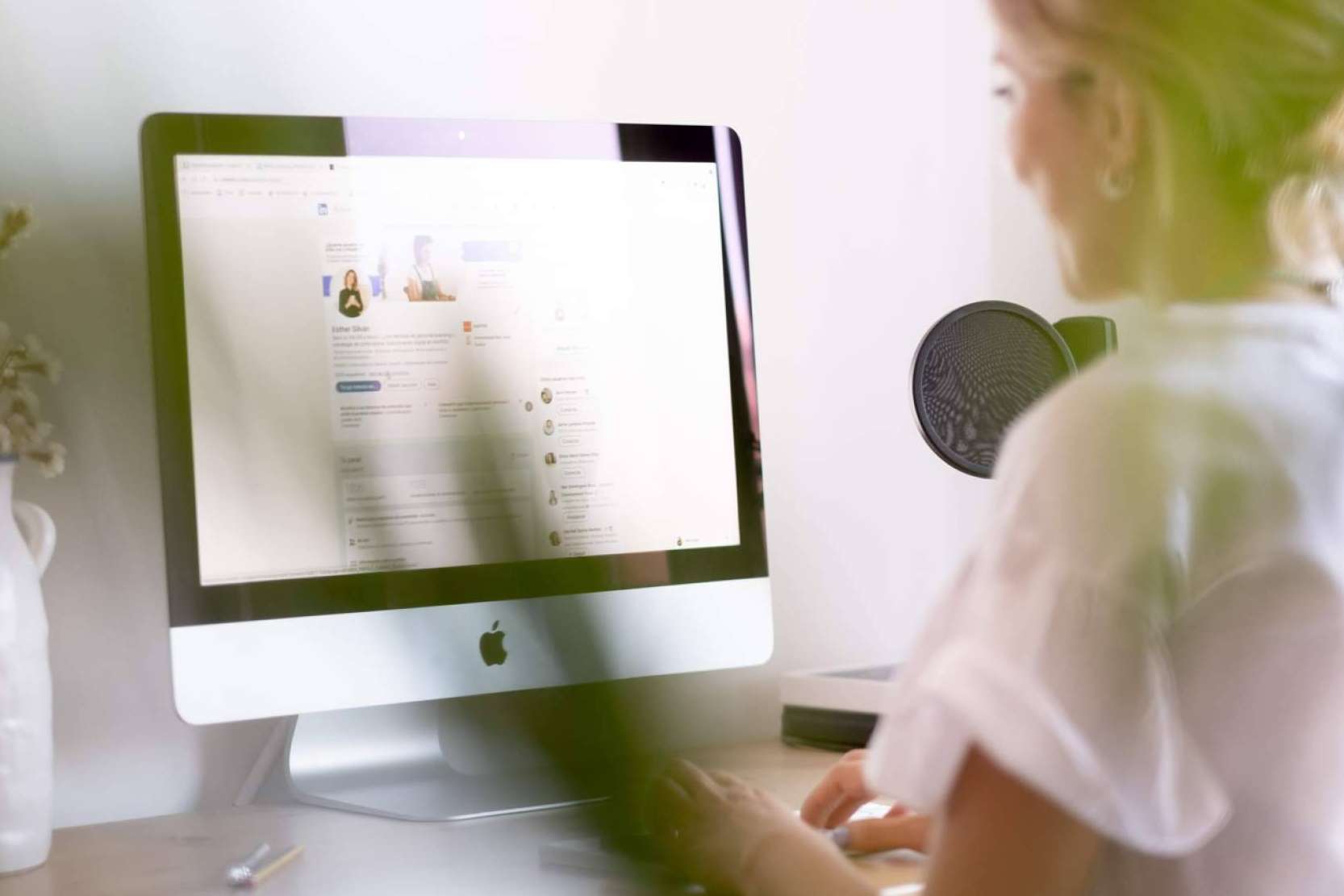 La joven emprendedora que ayuda a freelance y pequeñas empresas a tener más ventas gracias a LinkedIn