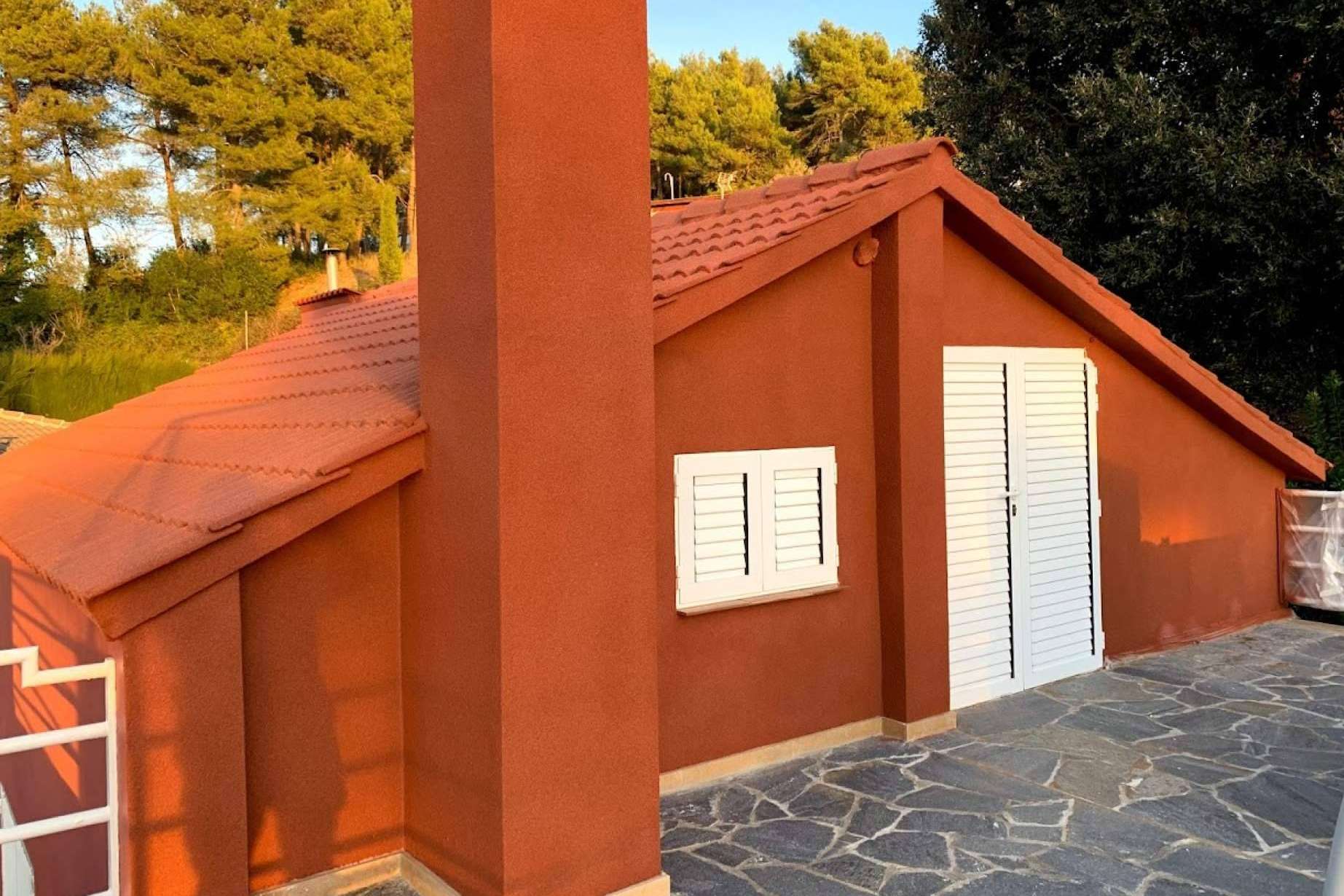 Corcho proyectado KliuCork®, una solución ecológica y polivalente para la confortabilidad del hogar