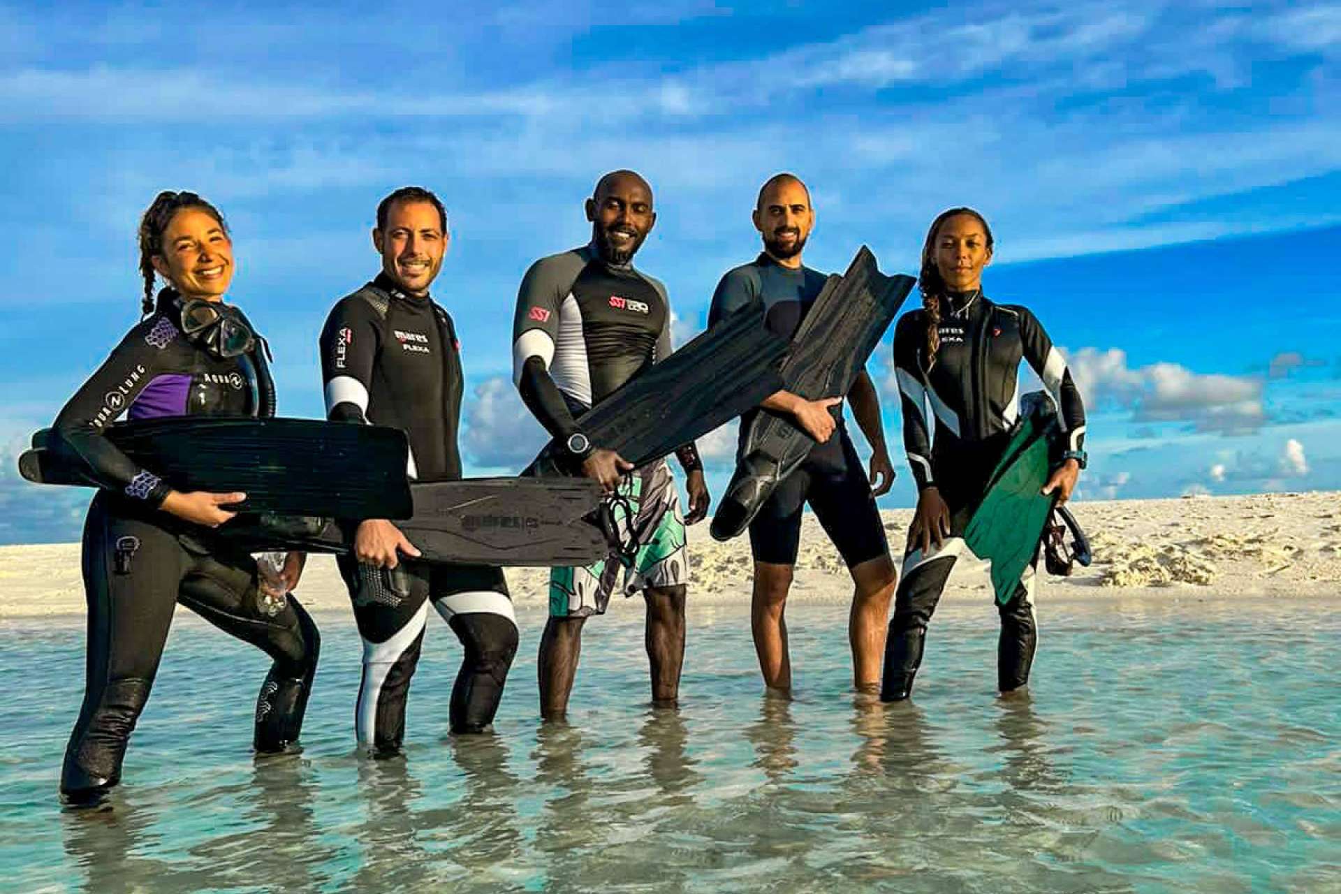 Drop Dive Maldives ofrece cursos de freediving en Maldivas para descubrir la belleza marina de esta región