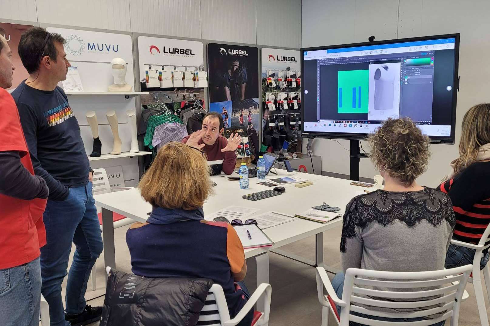 Pioneros en la transición verde y digital en el programa europeo EuroBoosTEX, MLS Textiles y Tecnologías Dim