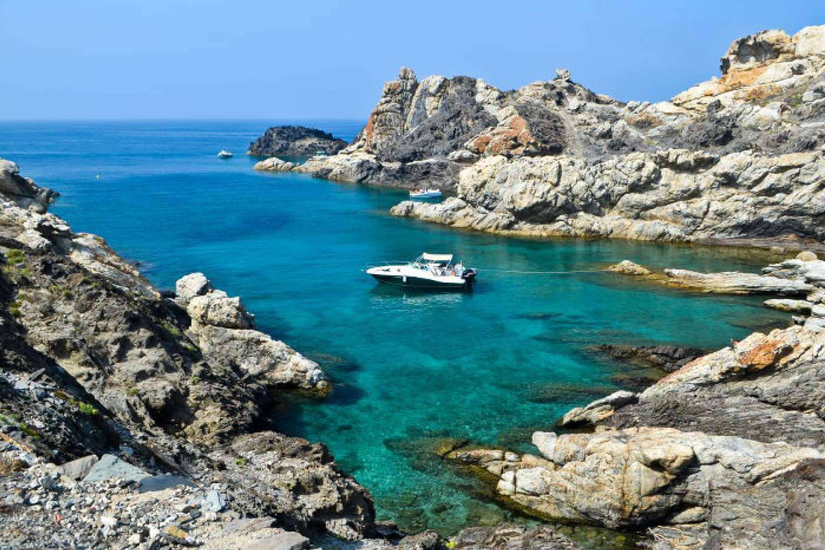 Motonàutica Manel lleva a cabo la venta de embarcaciones de ocasión en Cadaqués y Cap de Creus
