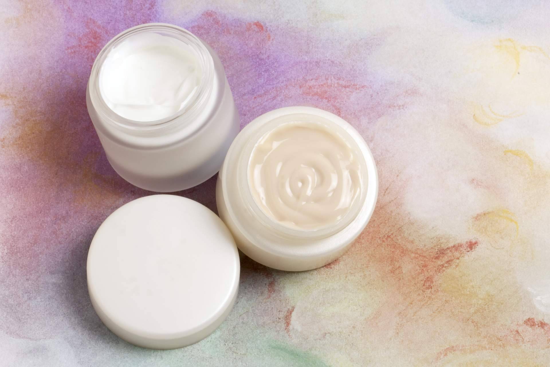 Tus Compras de Confianza ofrece perfume y cosmética