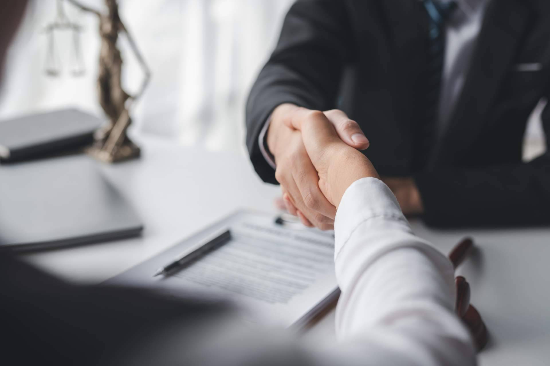 Como una opción desconocida, la inversión inmobiliaria y las subastas, Subasta Fácil