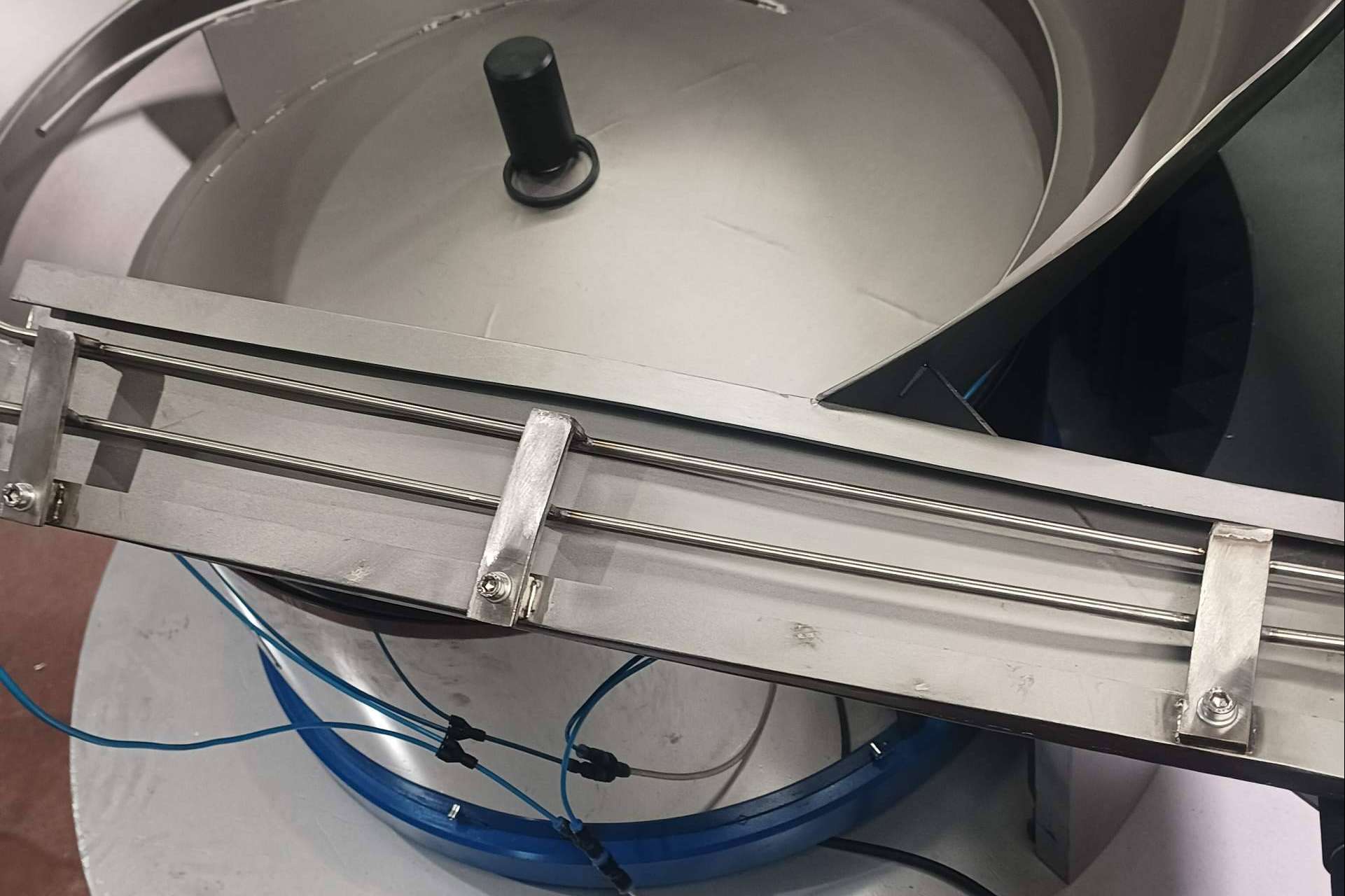 ¿Por qué automatizar la fabricación es una decisión acertada?
