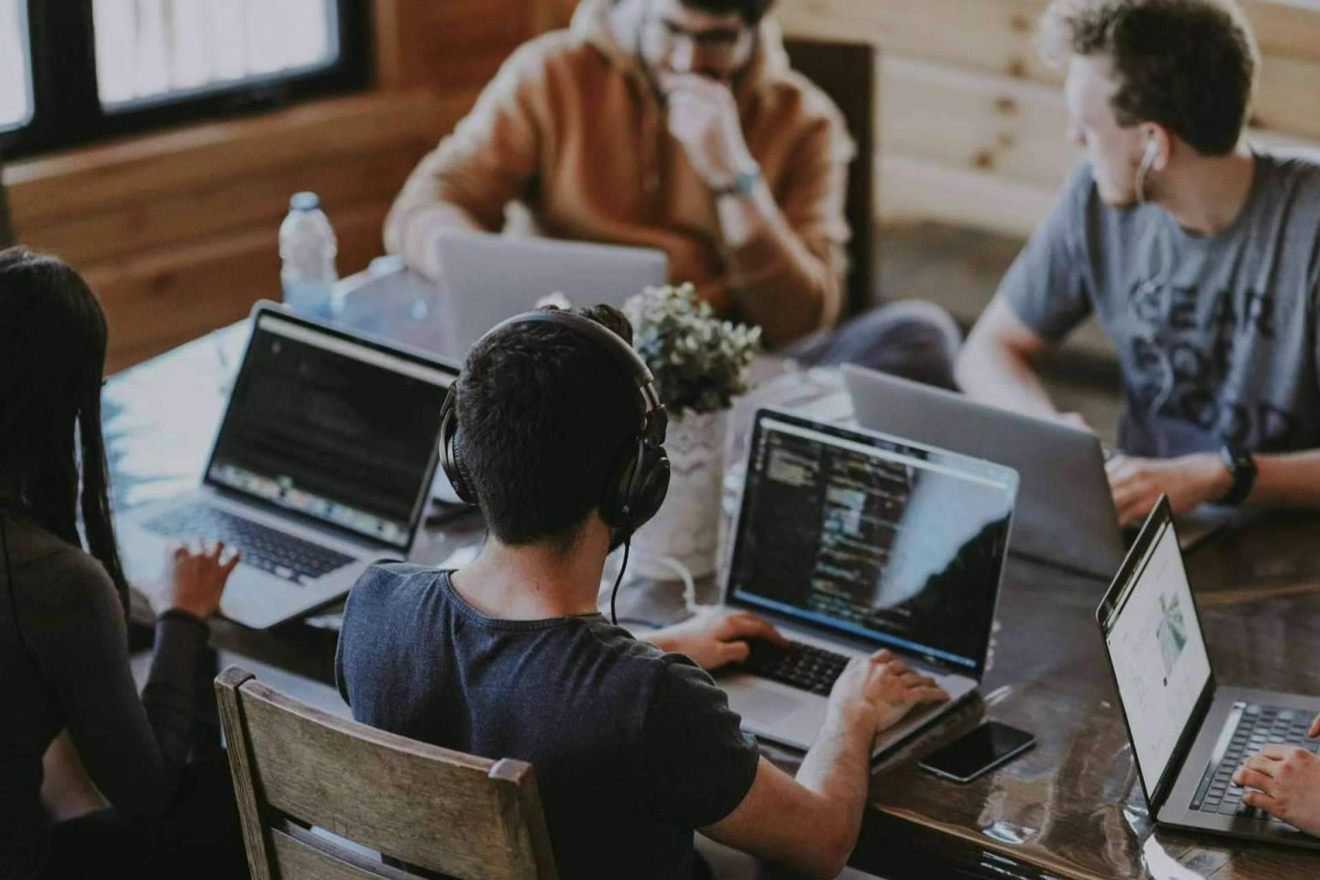 SmartAos, llevando a las empresas hacia el futuro tecnológico