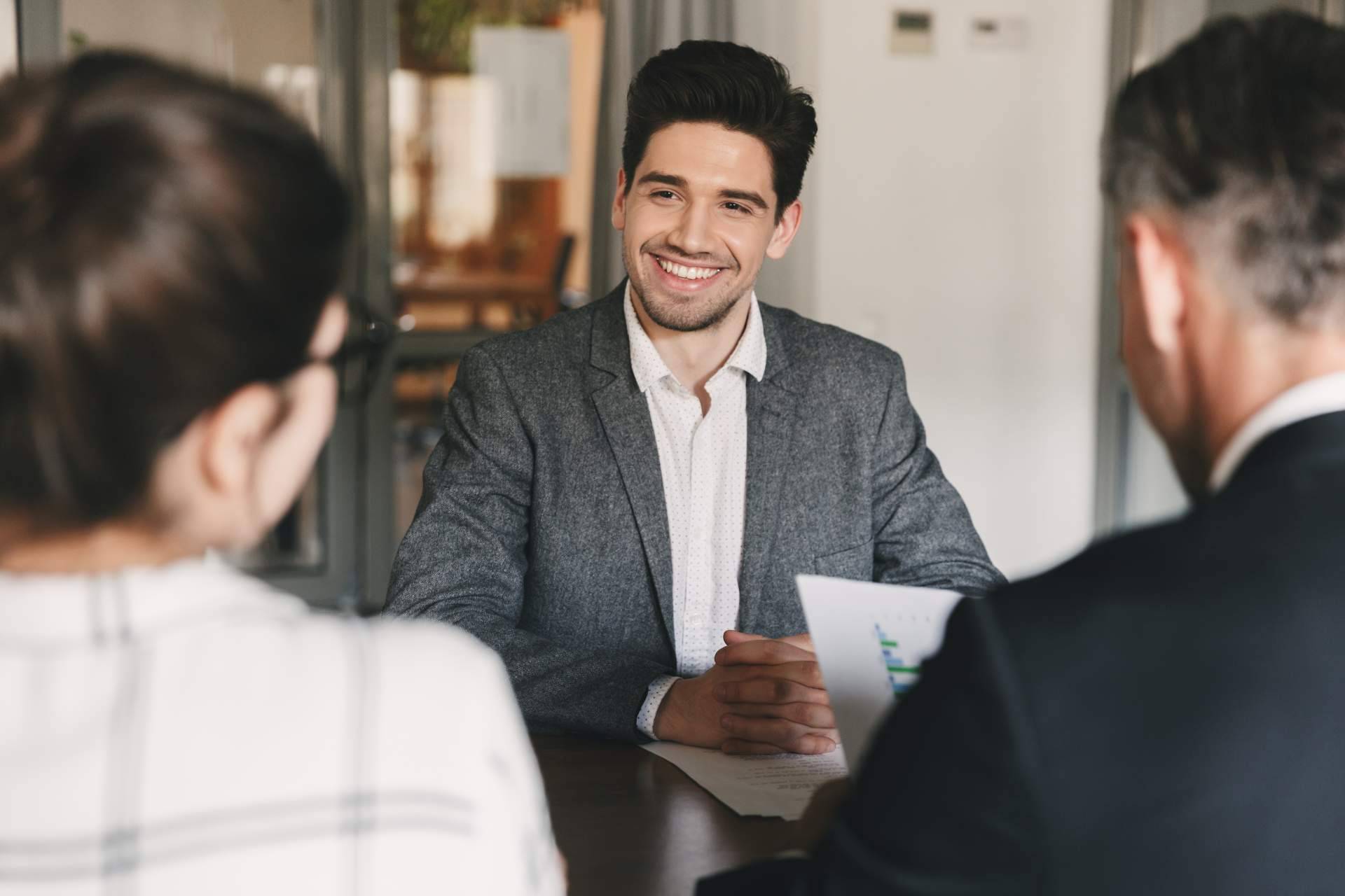 ¿Qué es el mentoring y cuáles son sus beneficios e impacto en una organización?