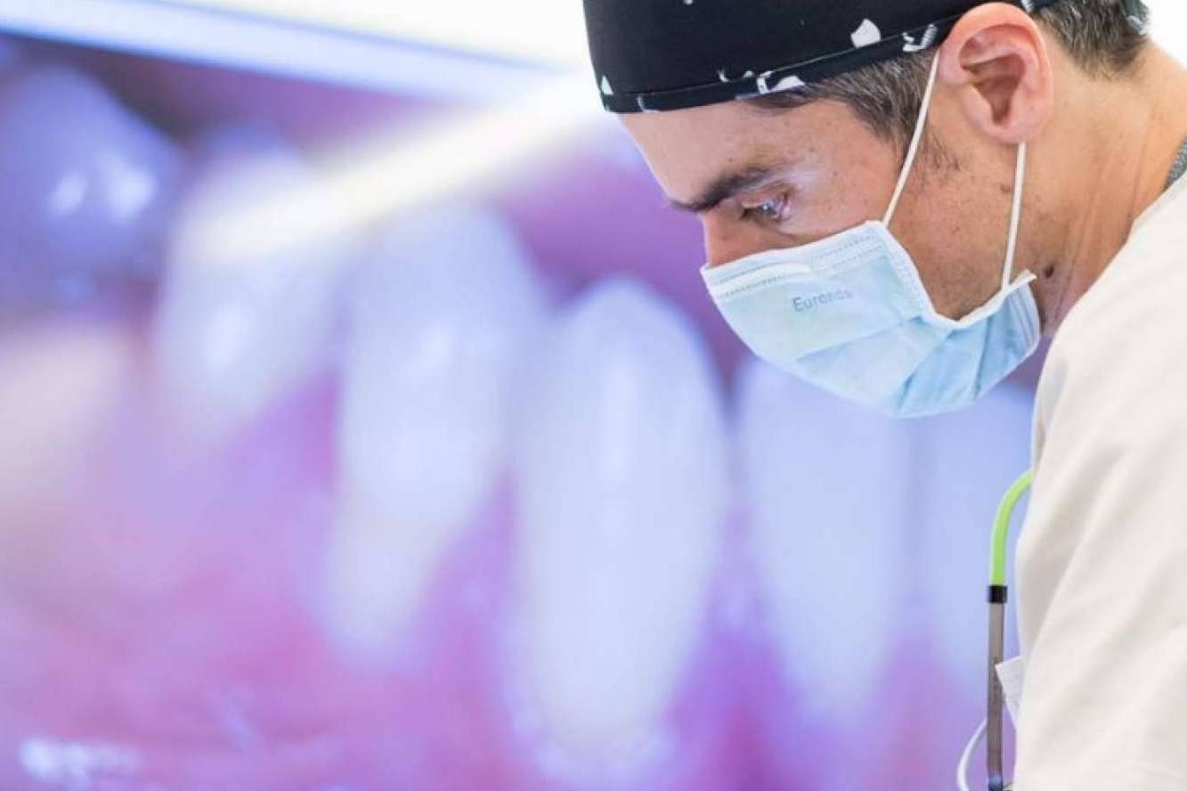 ¿Qué es la GUNA?, por la Clínica Dental en Madrid Ruiz de Gopegui