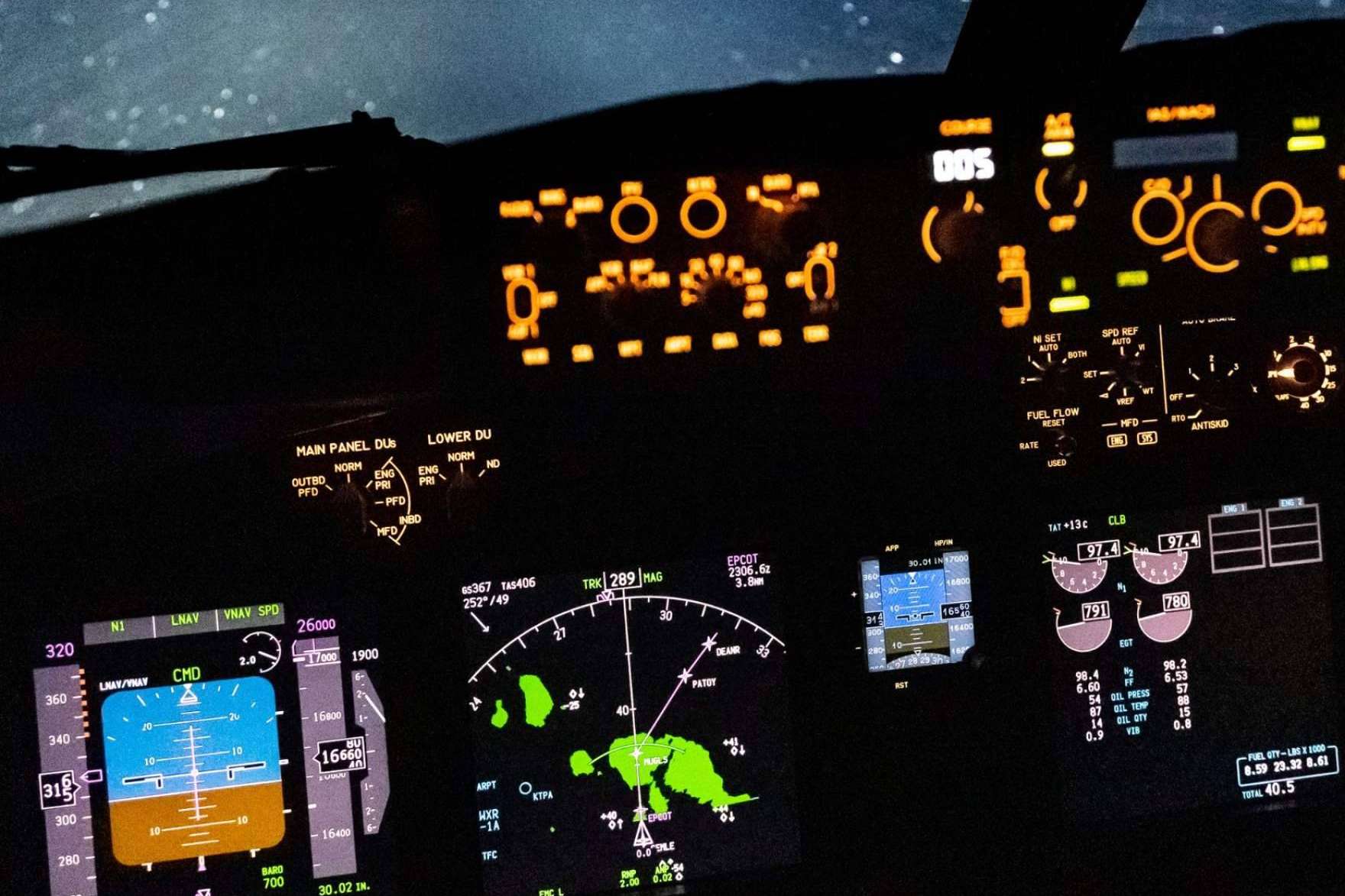 El simulador de vuelo Boeing 737-800 en el centro de entrenamientos de Madrid
