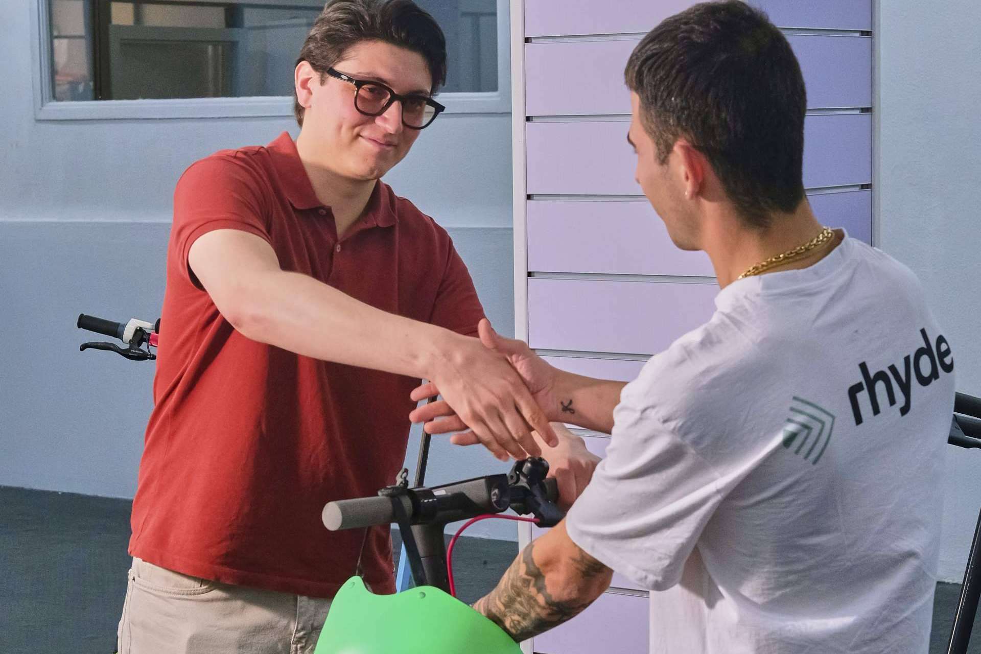 Rhyde se especializa en la renovación y reacondicionamiento de patinetes eléctricos