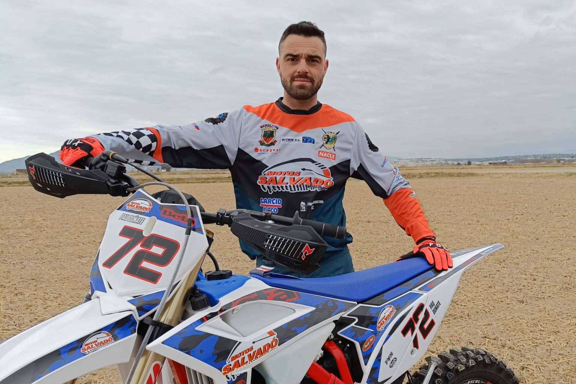 Equipos a medida para motocicletas todo terreno personalizados