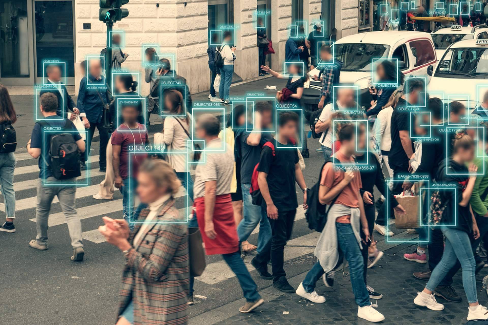 La inteligencia artificial generativa es clave para optimizar la información empresarial, por Conecta Wireless
