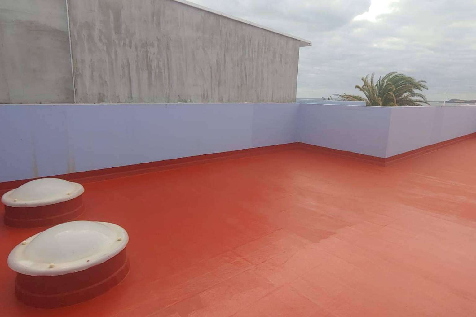 Impermeabilización de cubiertas, tejados y azoteas, con Para-Aguas Canarias
