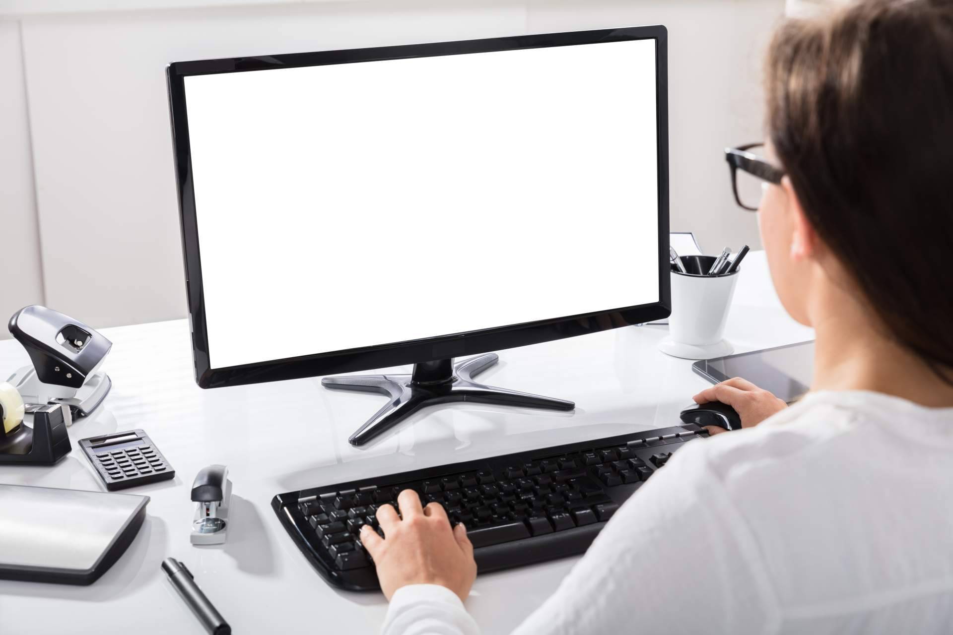 Jet Computer y su promoción de verano de ordenadores todo en uno para la vuelta al cole y a la oficina