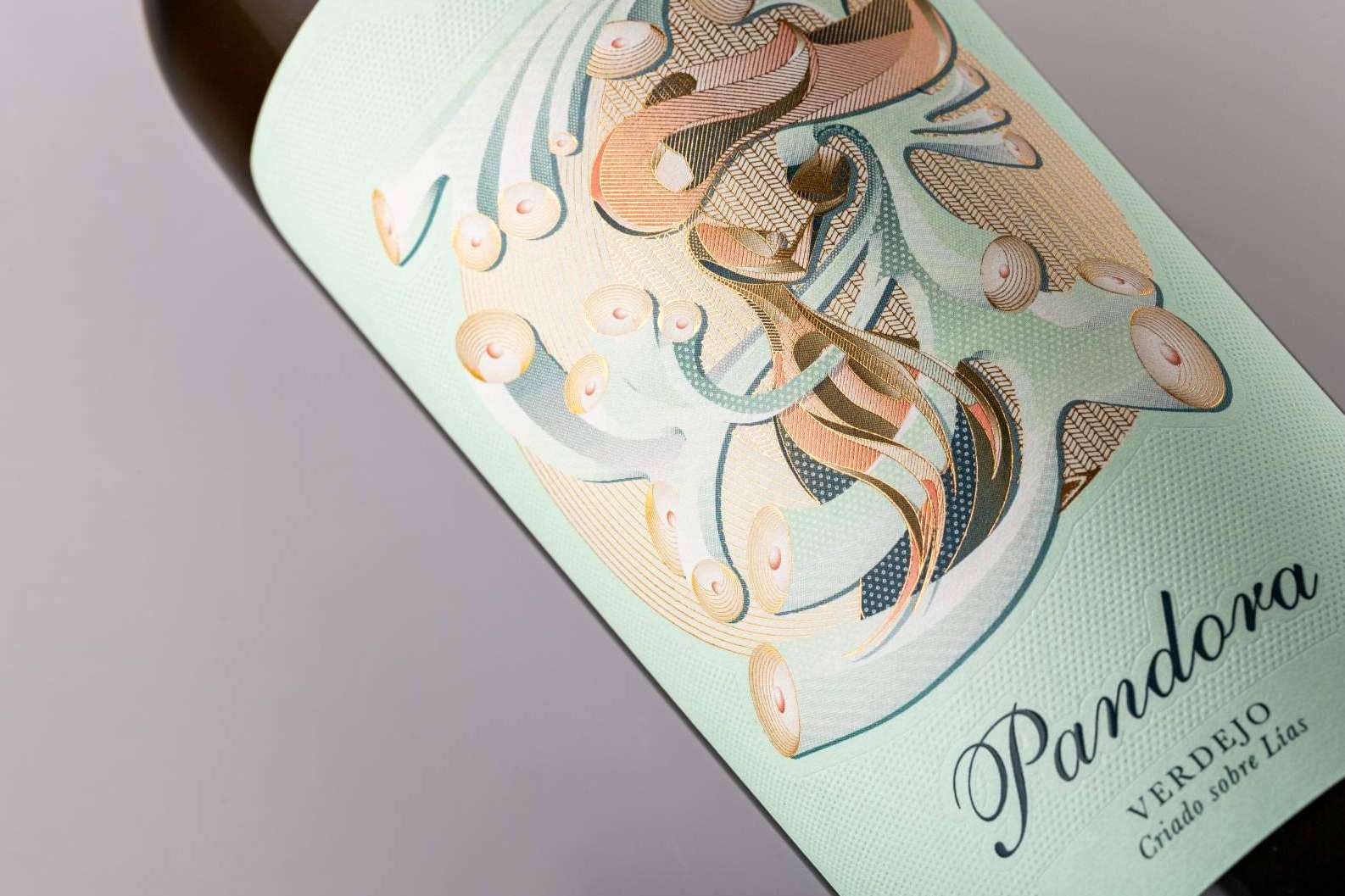 Elegancia, sutileza y armonía en Pandora Verdejo Sobre Lías de Bodegas Pandora