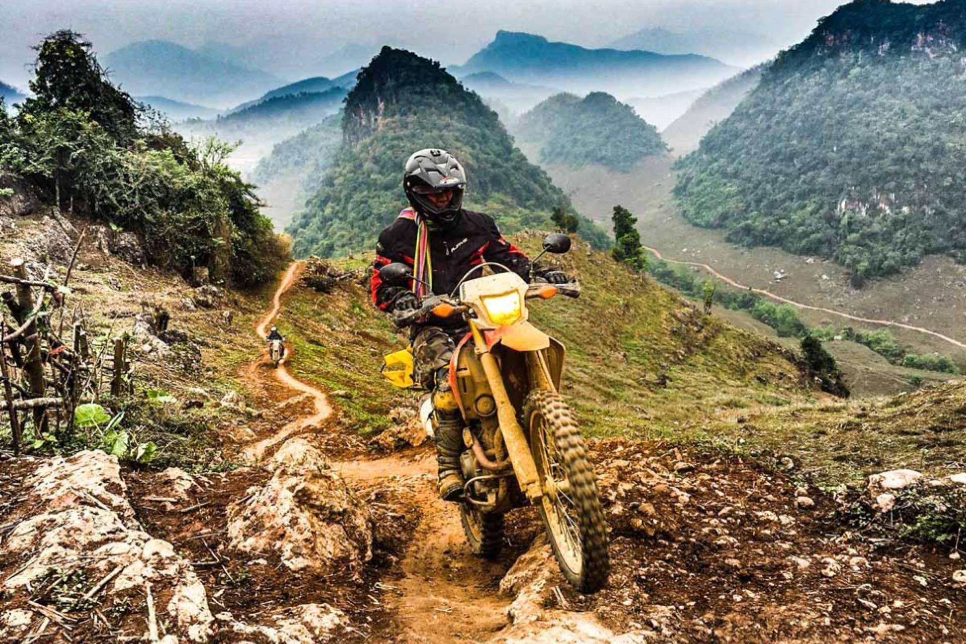 Vietnam en moto con Motorbeach Viajes