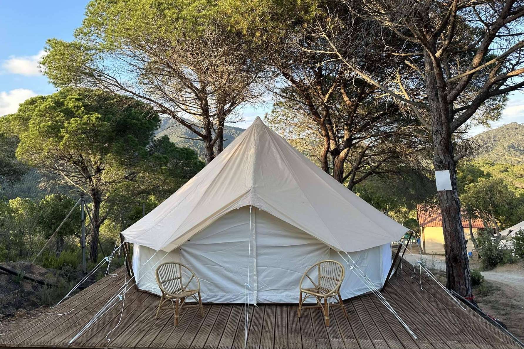 Daniel Costa Corella Presenta Nueva Experiencia de Glamping en Tossa de Mar