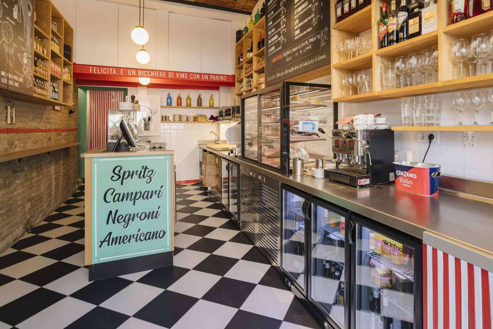 Good2be, el nuevo panino mediterráneo creado por Ariana Díaz en la bodega y charcuteria italiana Santo Porcello