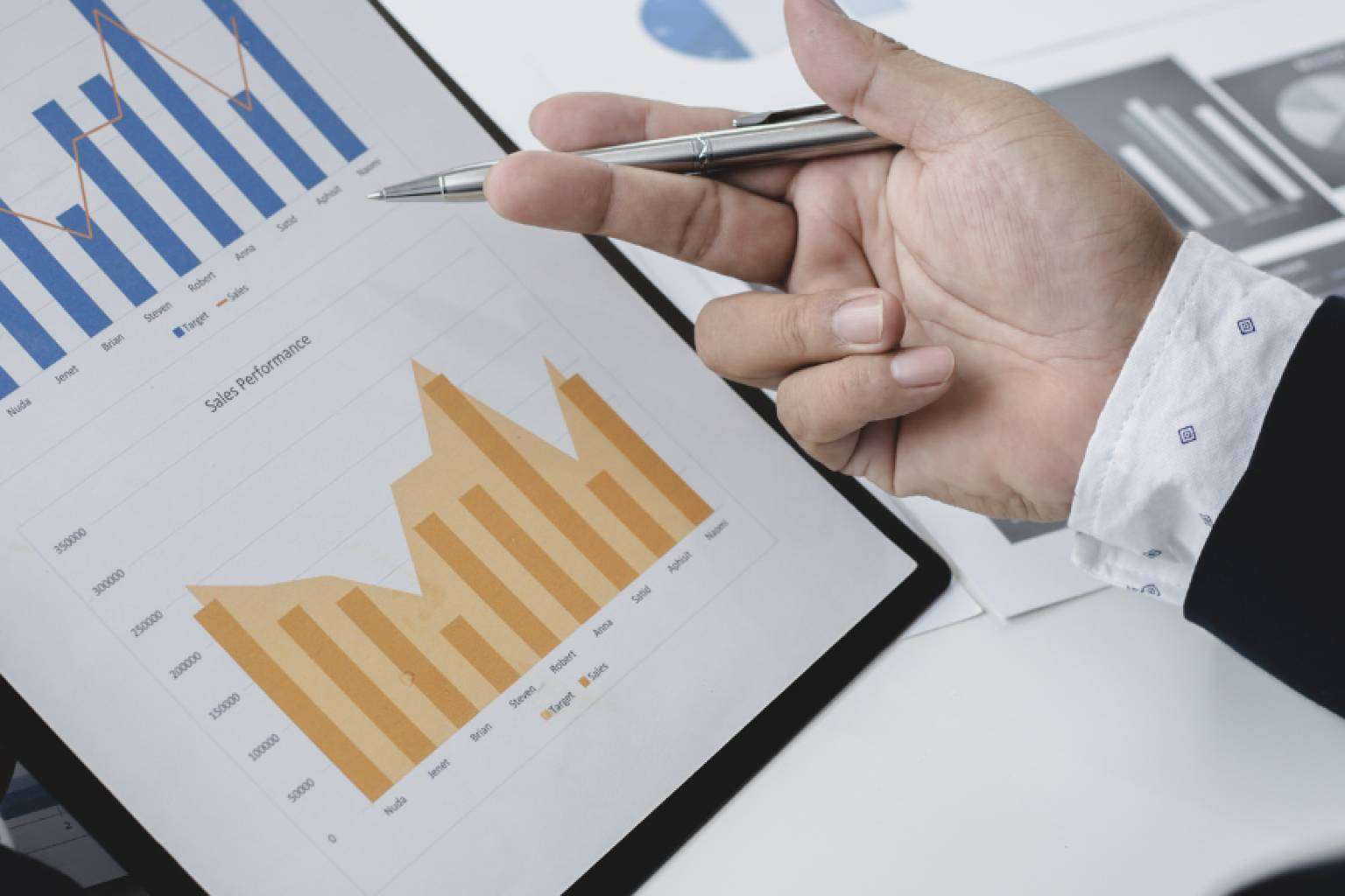 Calcular la prima de un seguro de decesos con la ayuda de Seguros Academy