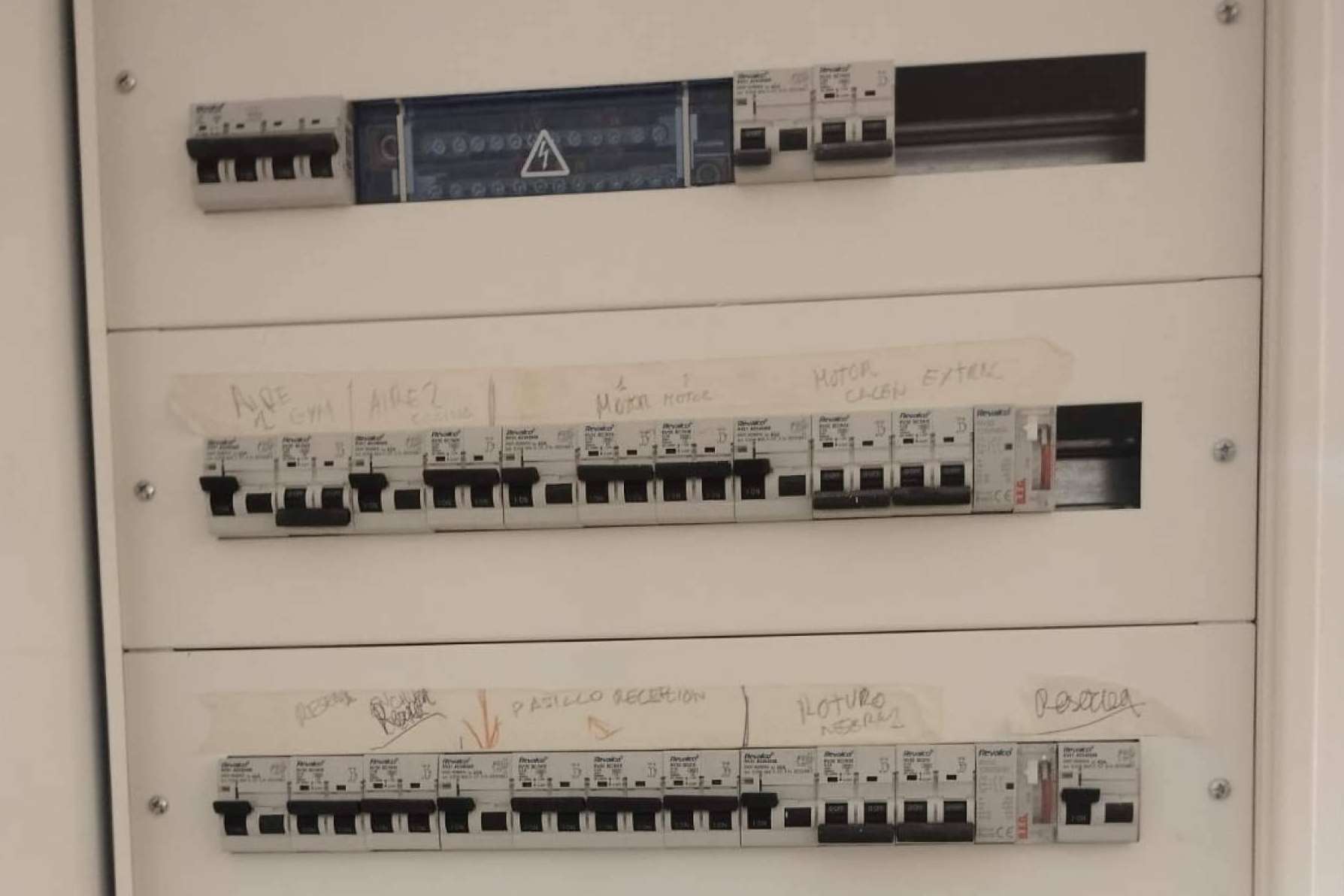 SaVeLec destaca en la Comunidad Valenciana por su rápida atención a urgencias eléctricas
