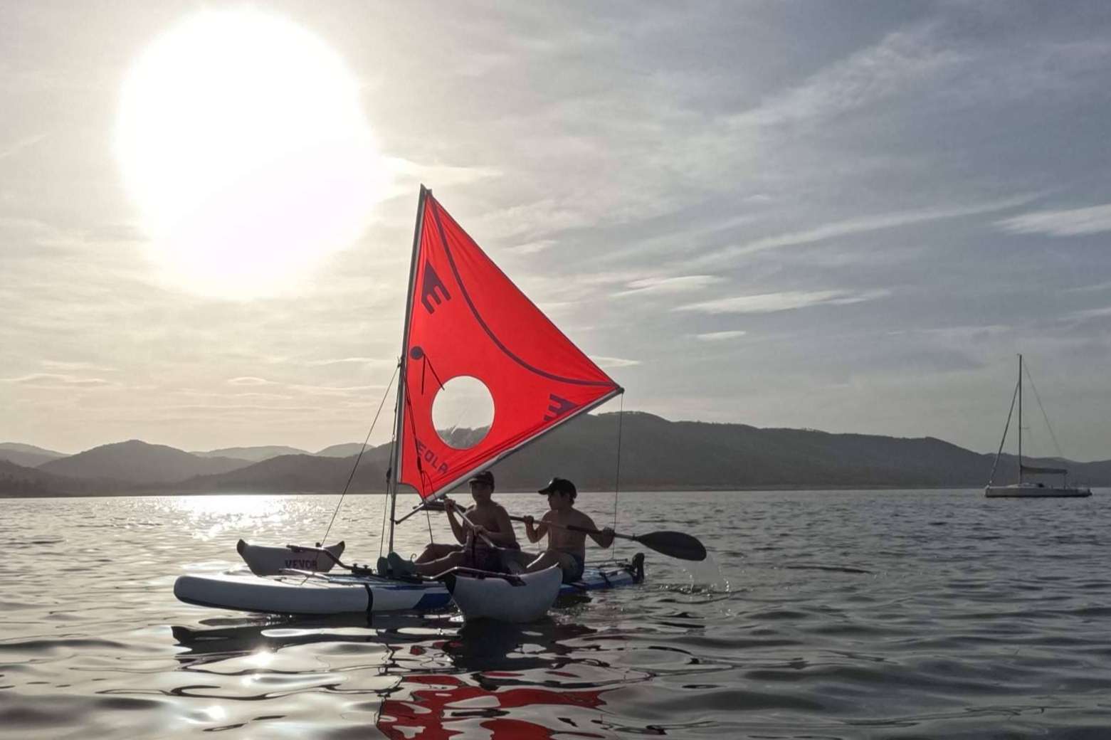 Estabilidad y firmeza sobre el agua, con las velas de paddle surf de Eola