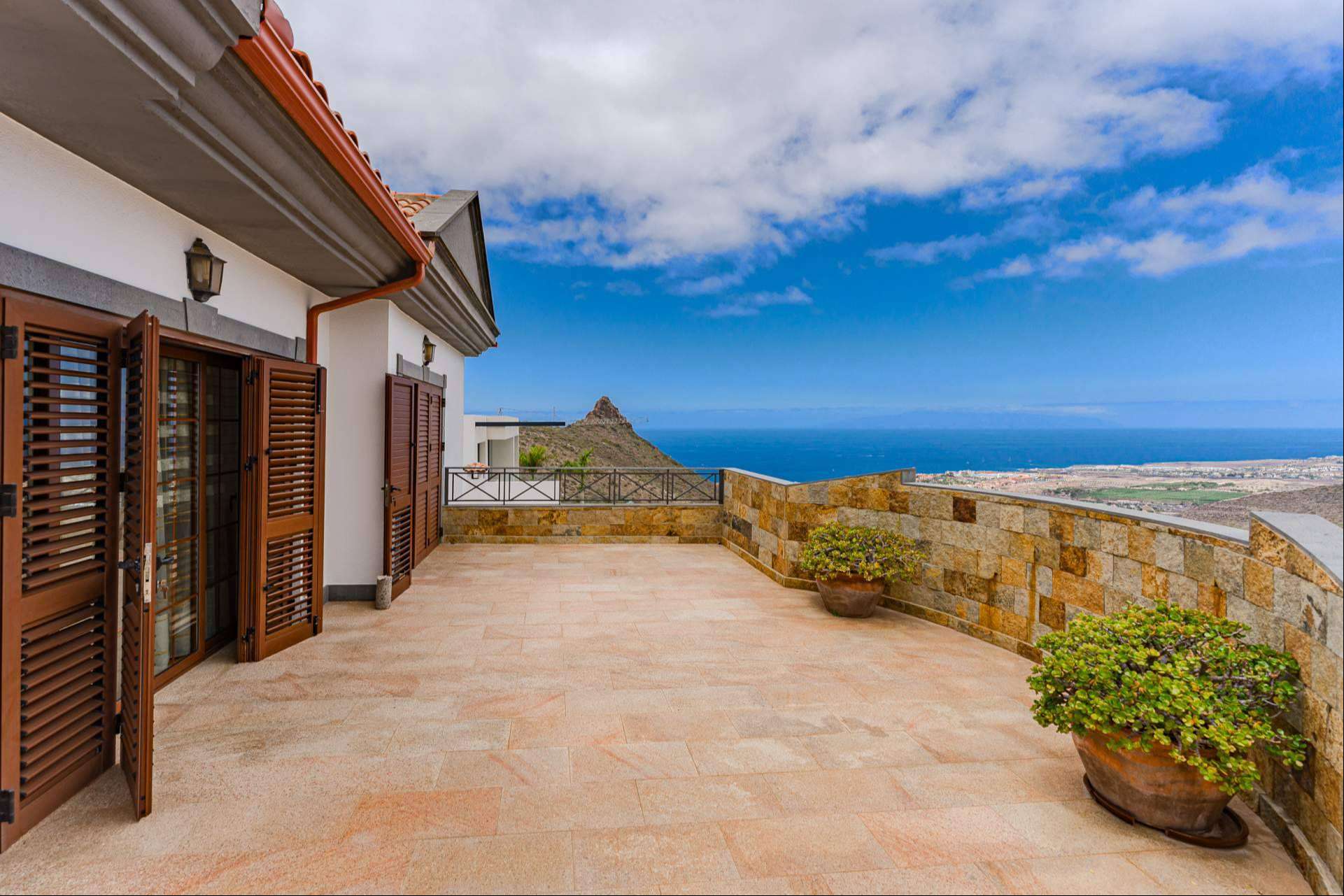 Invertir en Tenerife, oportunidades en un mercado inmobiliario en crecimiento