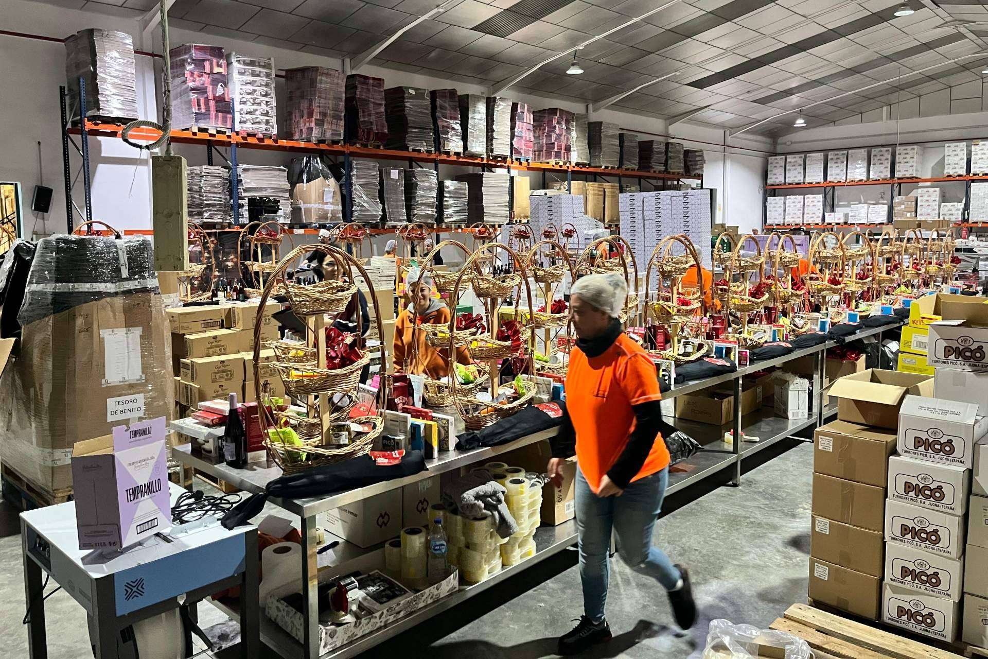 La DANA transforma la Navidad en Valencia; Cambios en las tradiciones, consumo y esperanza