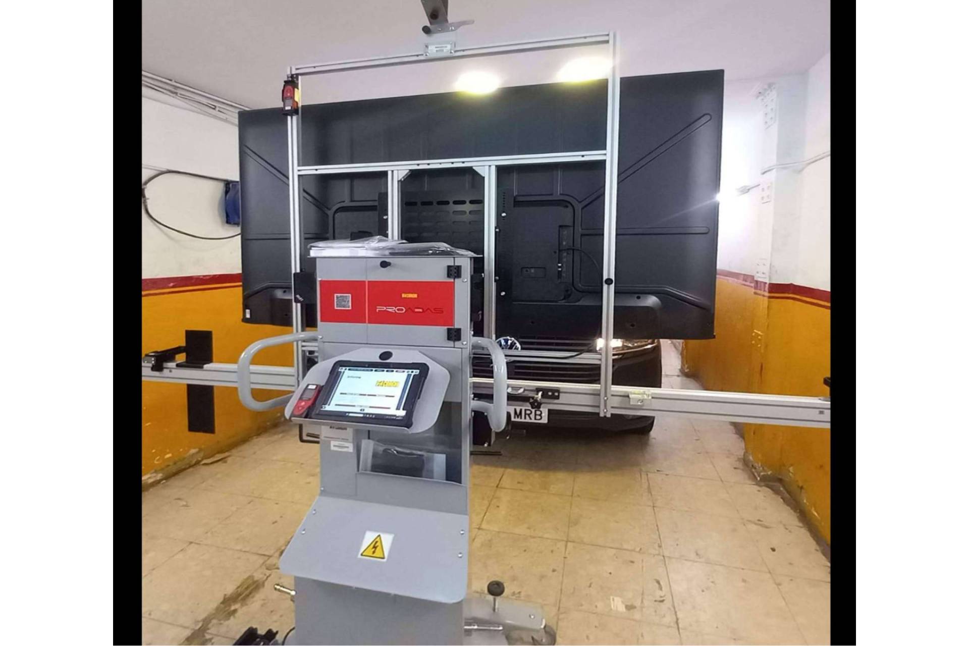 Calibración ADAS, máxima precisión en radares y cámaras de vehículos con Talleres A. Estévez