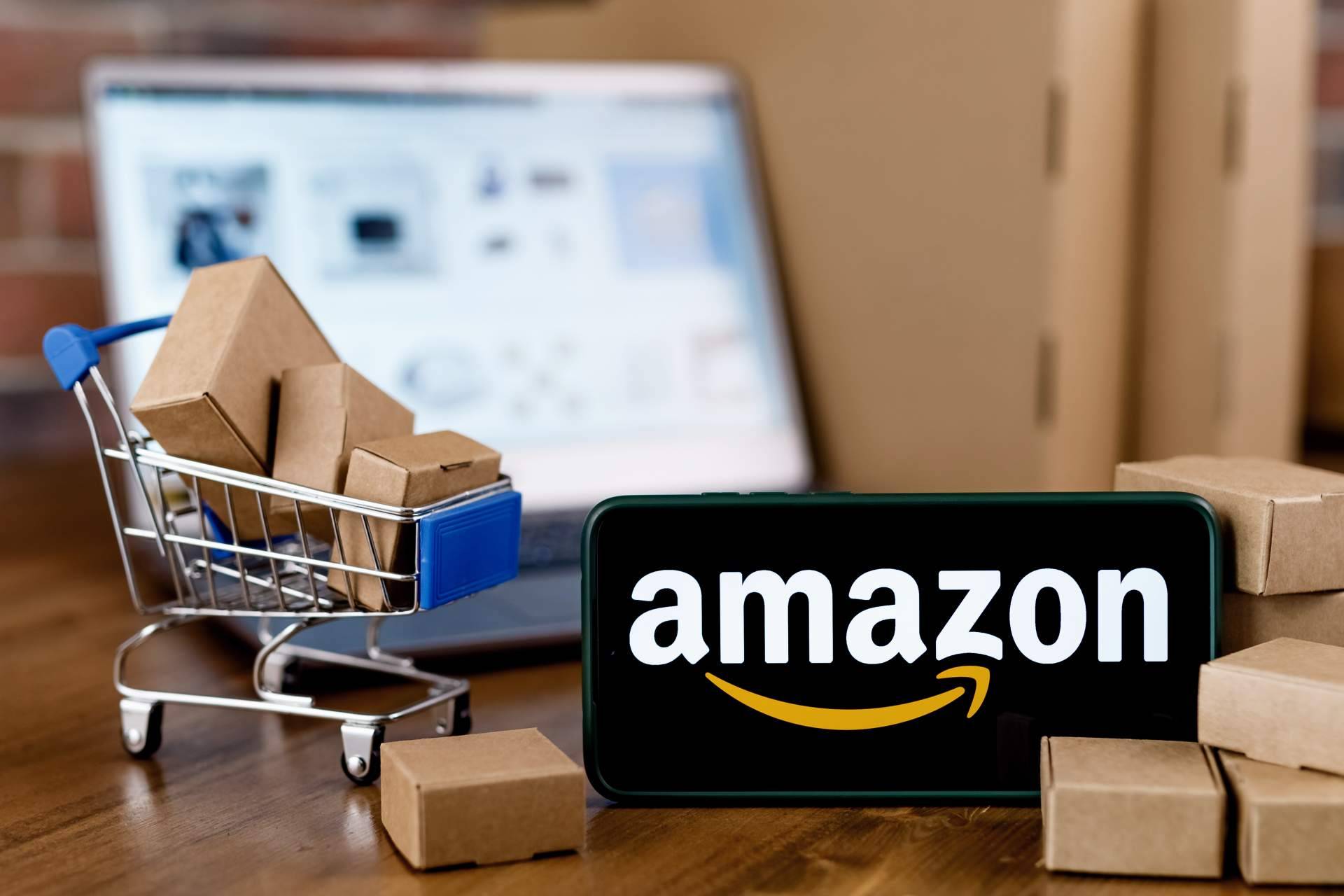 HustleXperts lanza formación en Amazon con descuento exclusivo del 10%