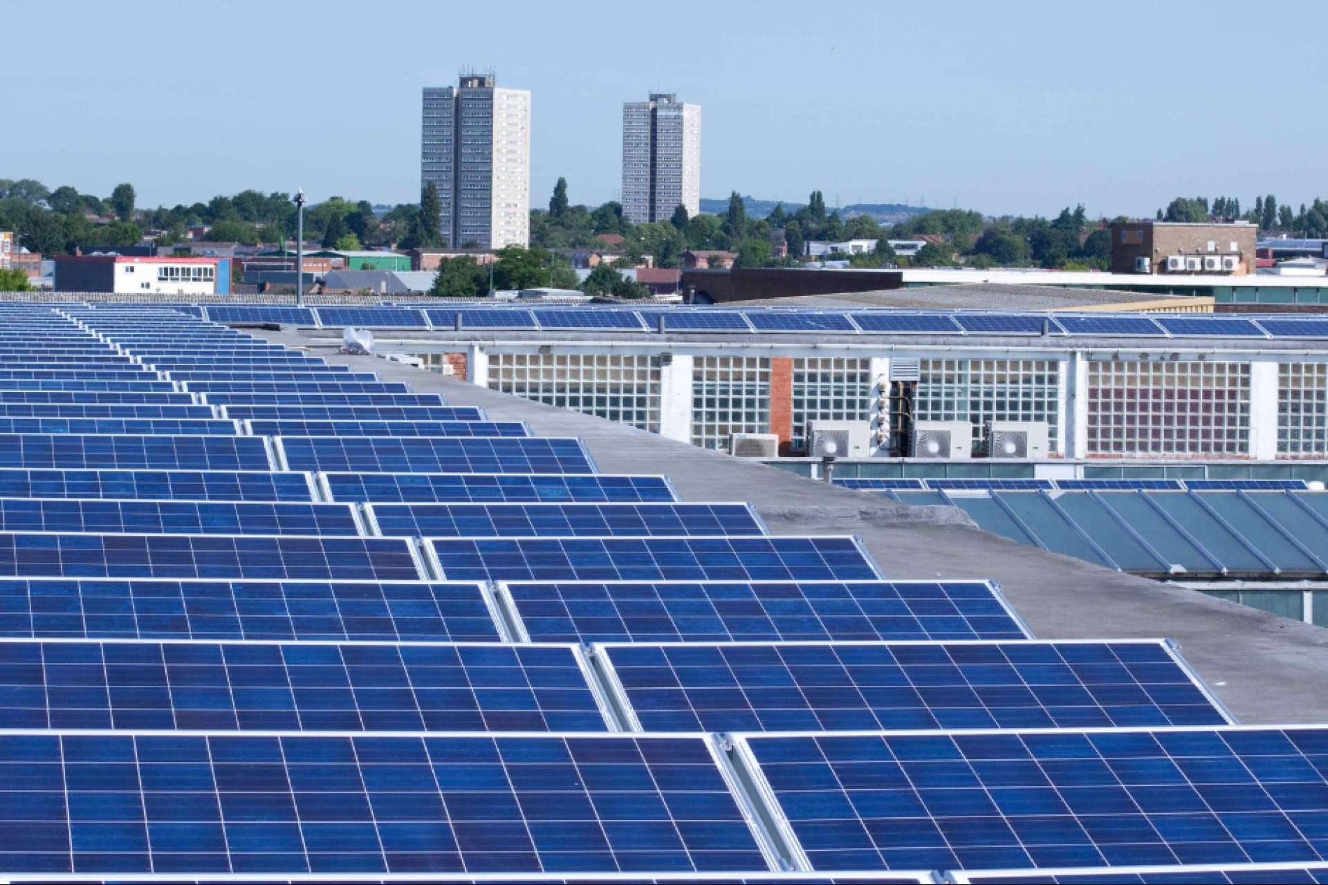 Cómo reducir los costes energéticos en empresas e industrias mediante una gestión eficiente, por WATIOS2