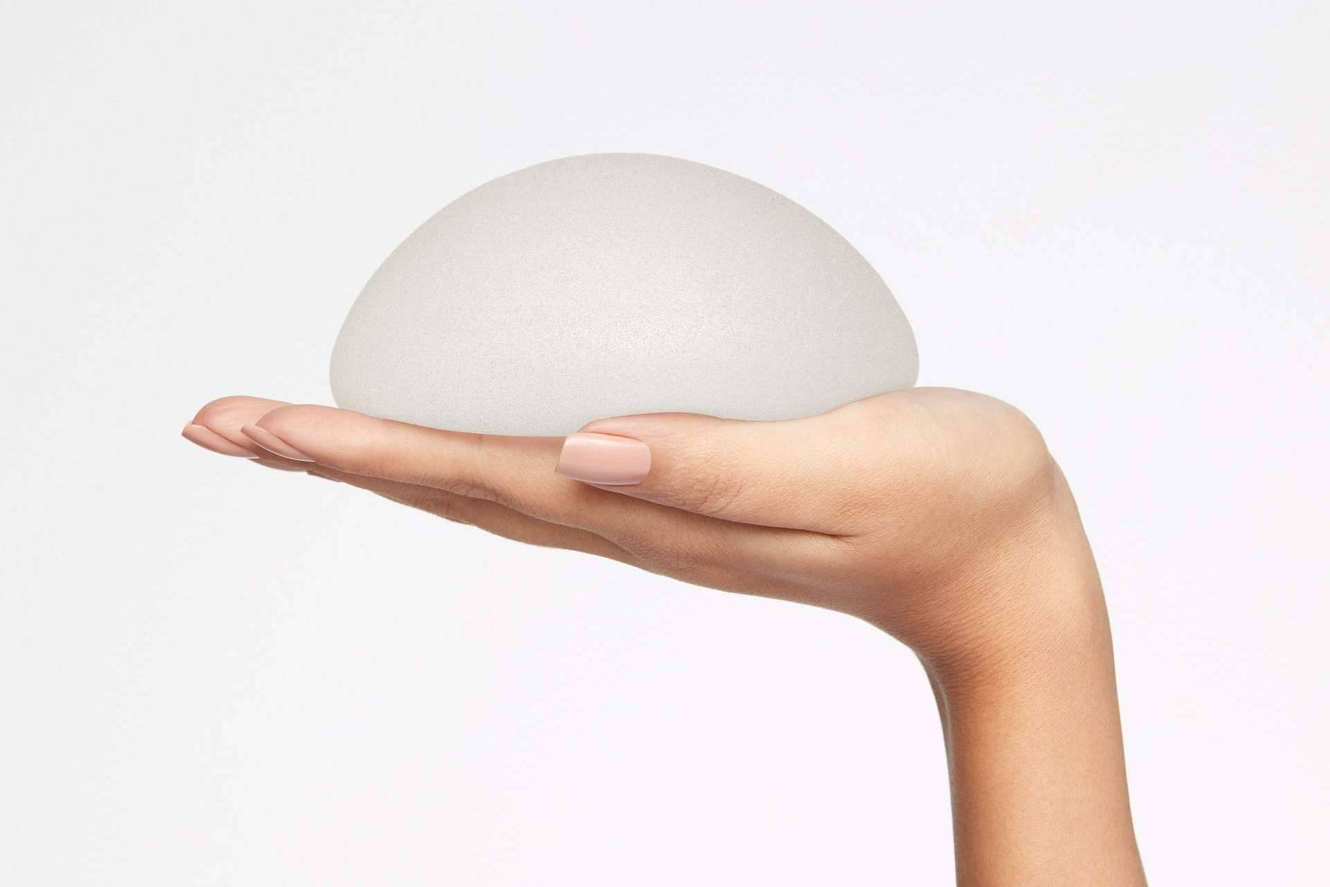 Beyoncé o Miley; los estilos más deseados en implantes de pecho según GC Aesthetics®