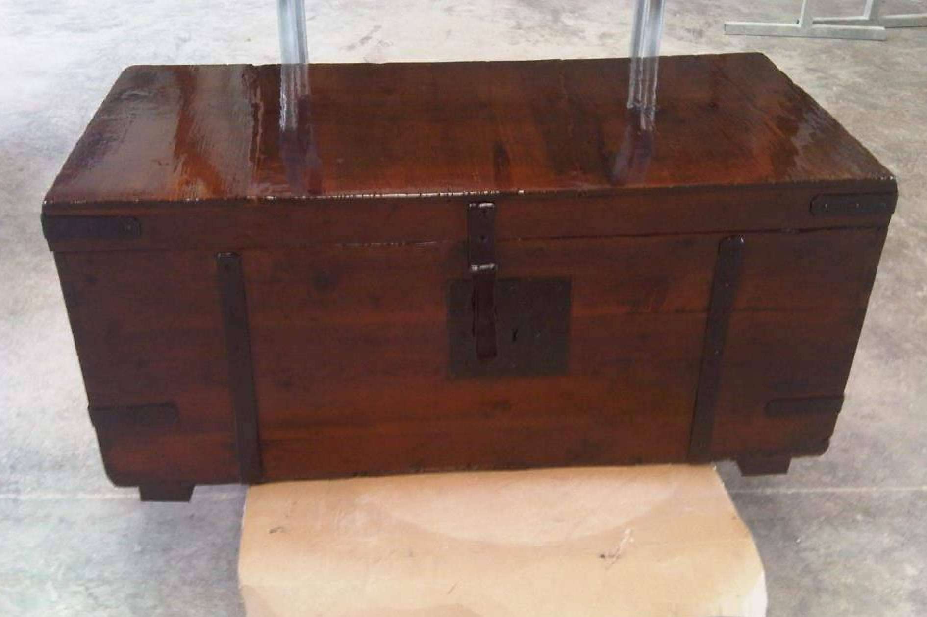 ¿Vale la pena lacar un mueble antiguo?