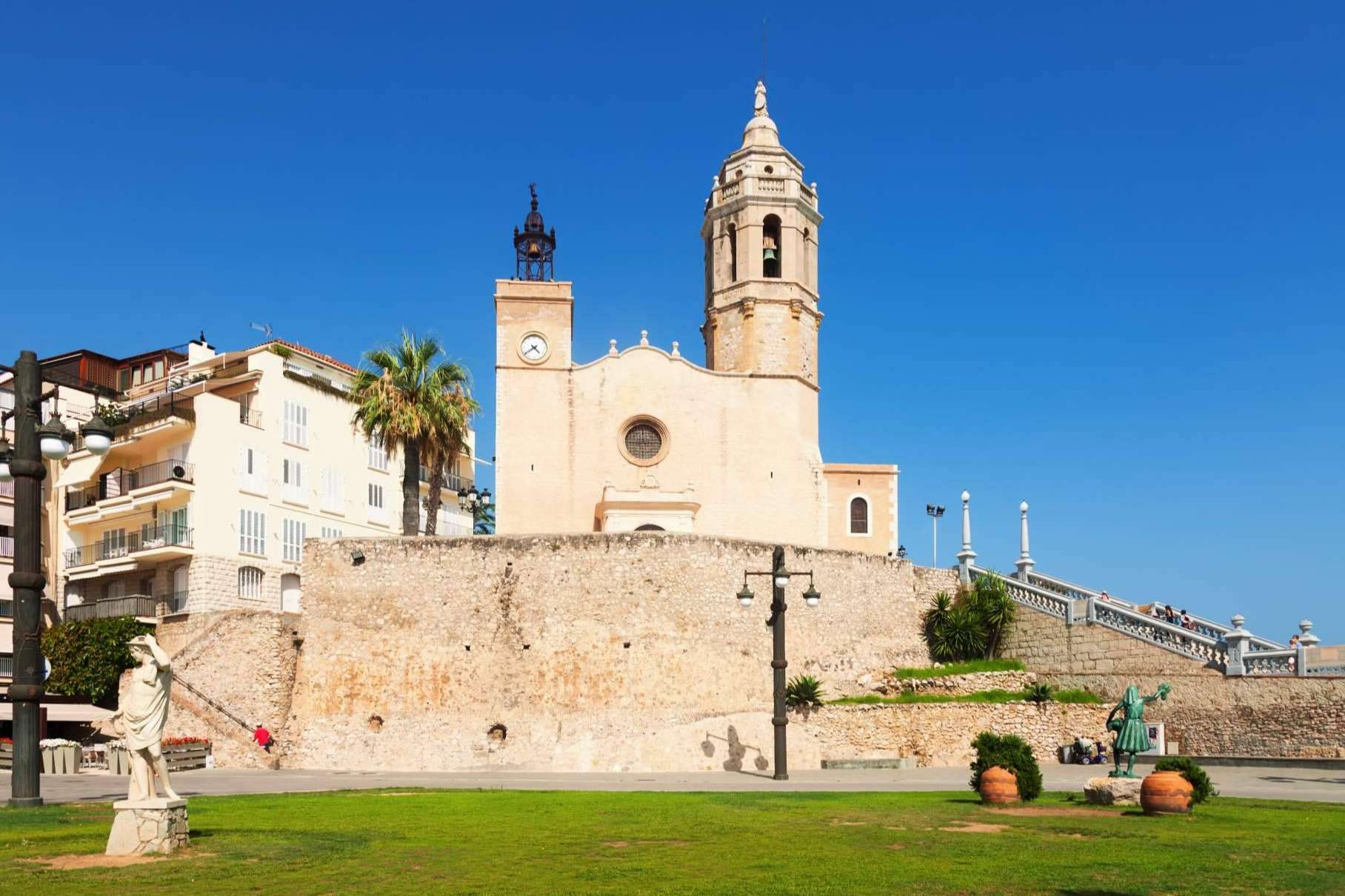 La Clau Élite consolida su posicionamiento en Sitges como agencia especializada en inversión inmobiliaria de lujo