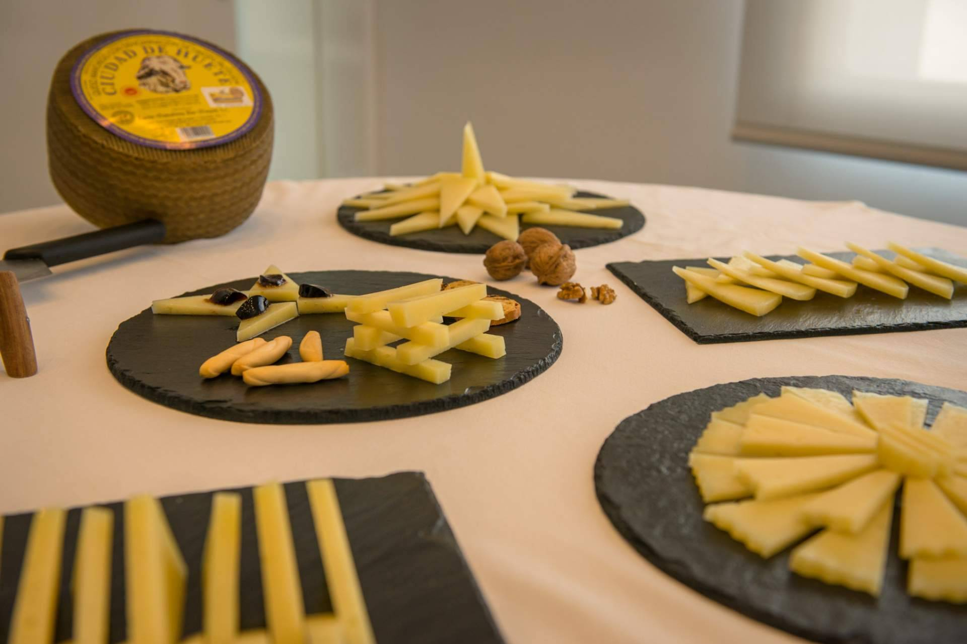 Quesos Huete renueva su tienda on-line con queso Manchego DOP y envíos refrigerados desde 50 euros