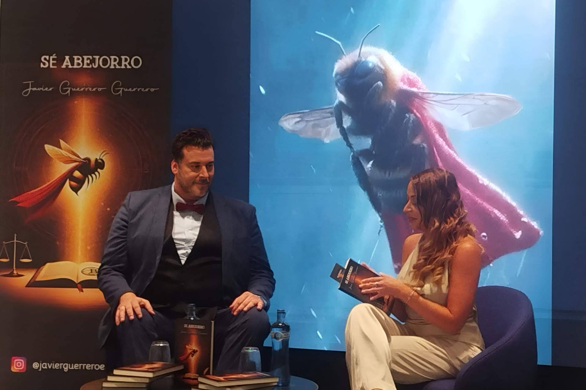 El zumbido de Sé Abejorro; la revolución literaria de Javier Guerrero